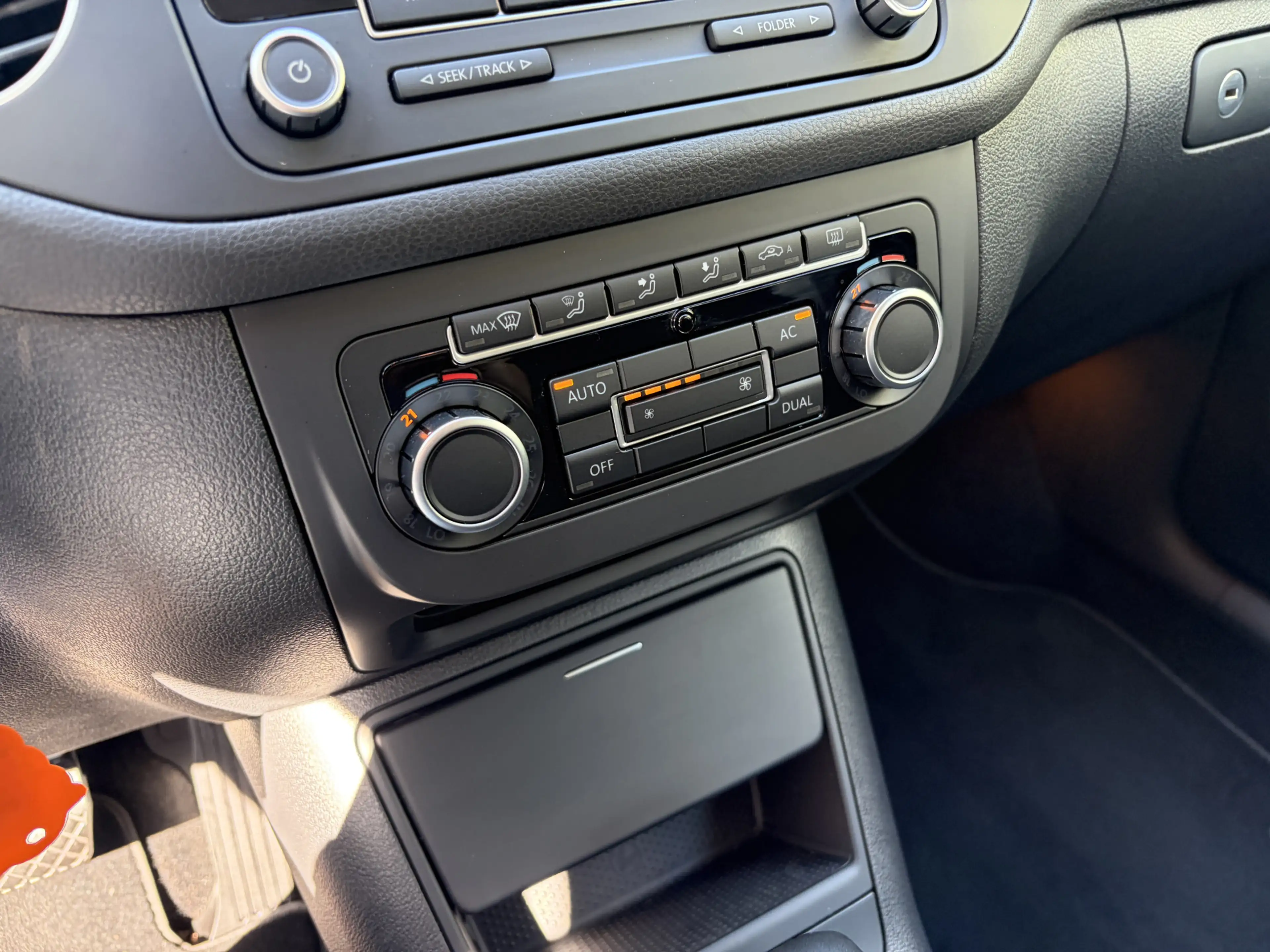 Volkswagen Golf Plus 1.4 TSI Highline / AUTOMAAT / CRUISE / CLIMATE / 1 — photo 11