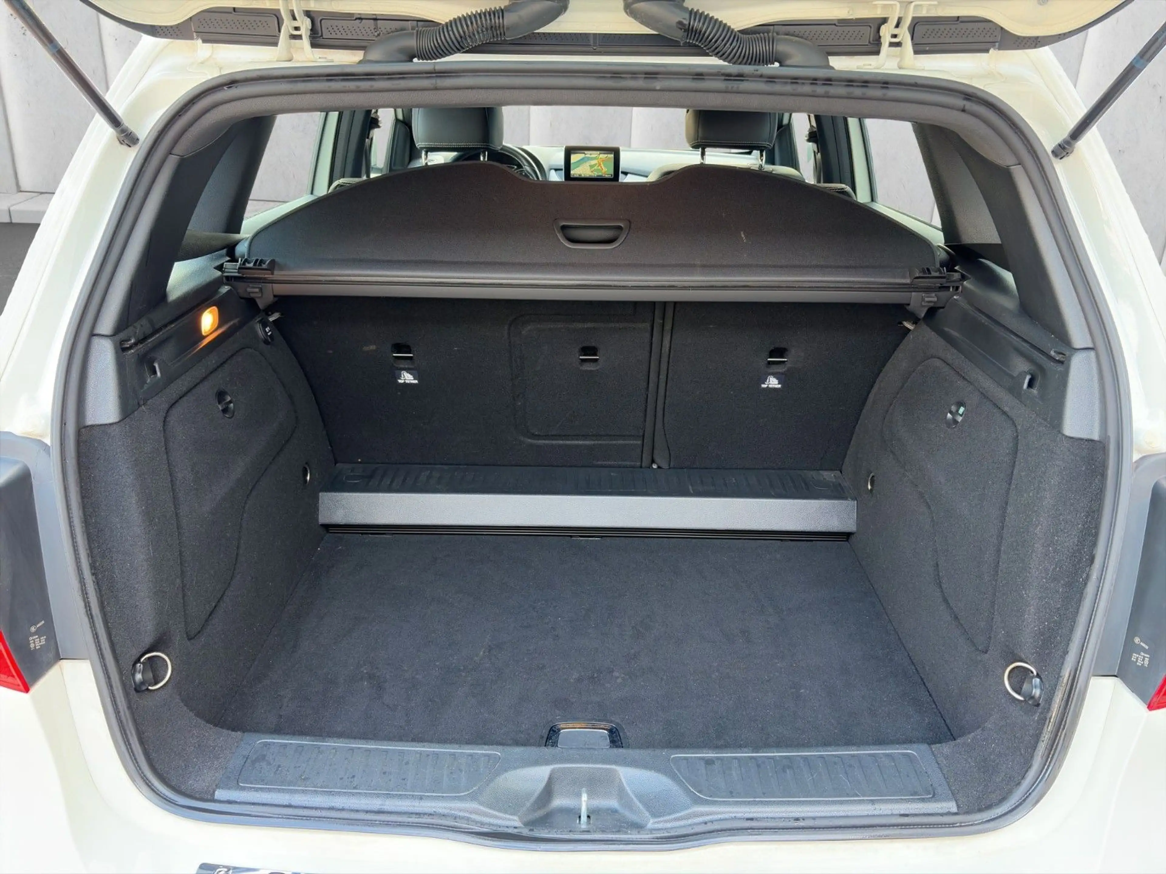 Mercedes-Benz B 180 d*LED*SHZ*PDC*Kamera** — photo 14