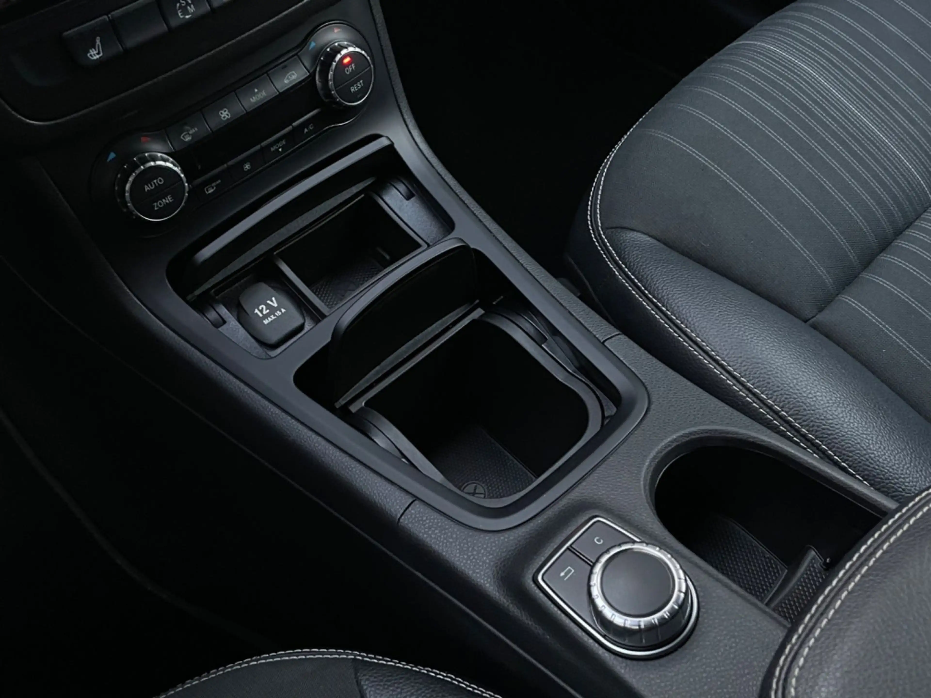 Mercedes-Benz B 200 Automatik NAVI/BI-XENON/R-KAMERA/SHZ — photo 15