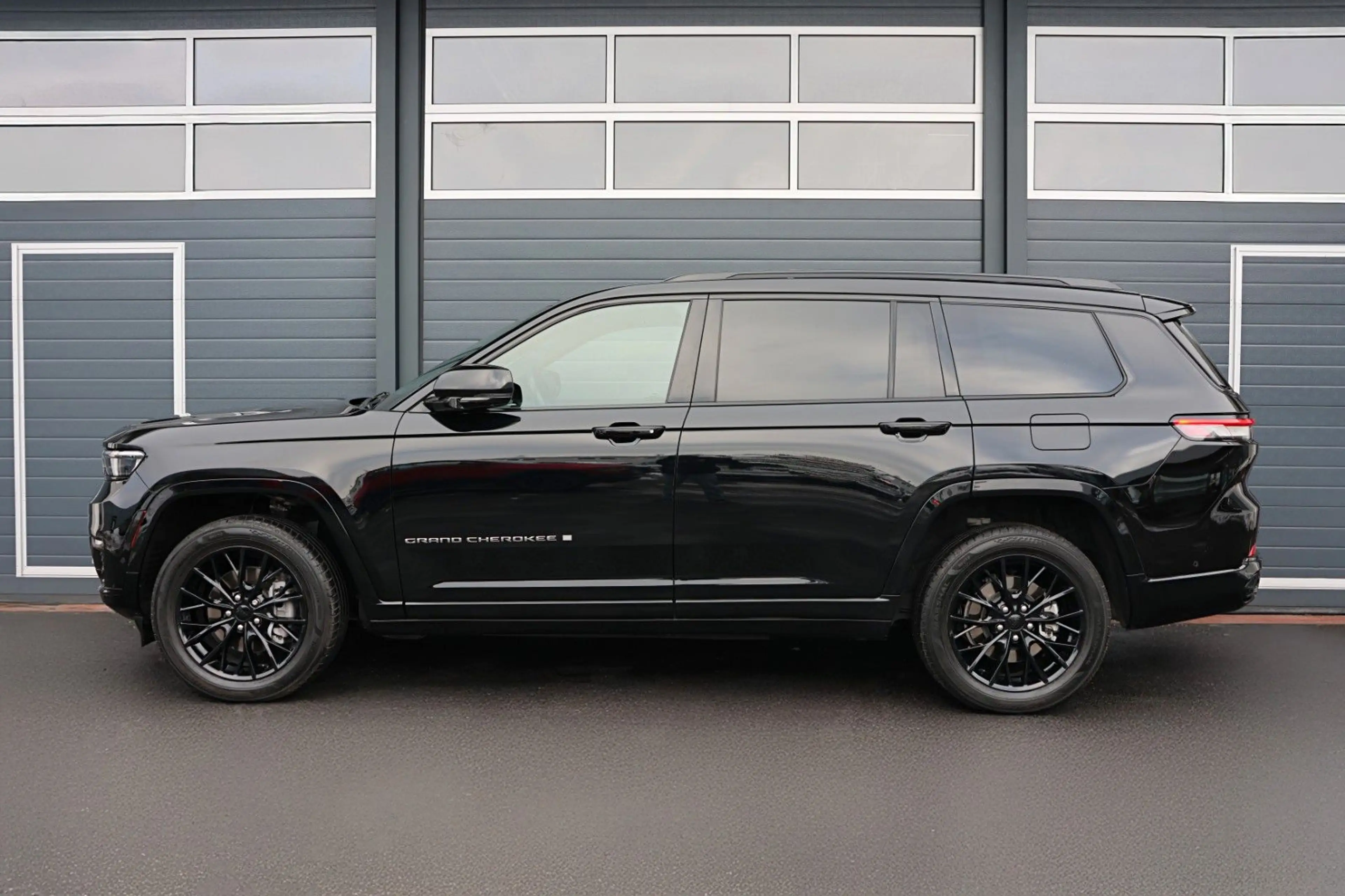 Jeep Grand Cherokee 5.7 4x4/ACC/360/HUD/LUFT/Massage — photo 4