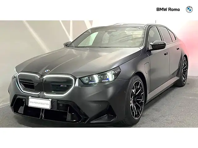 BMW M5 4.4 727cv auto