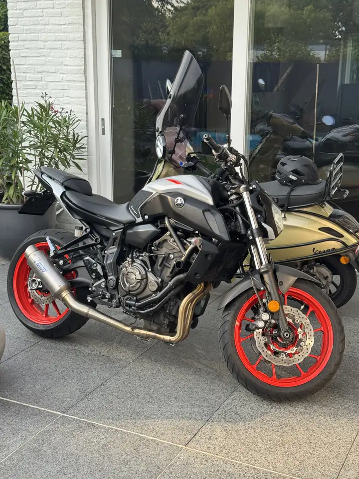 Yamaha MT-07
