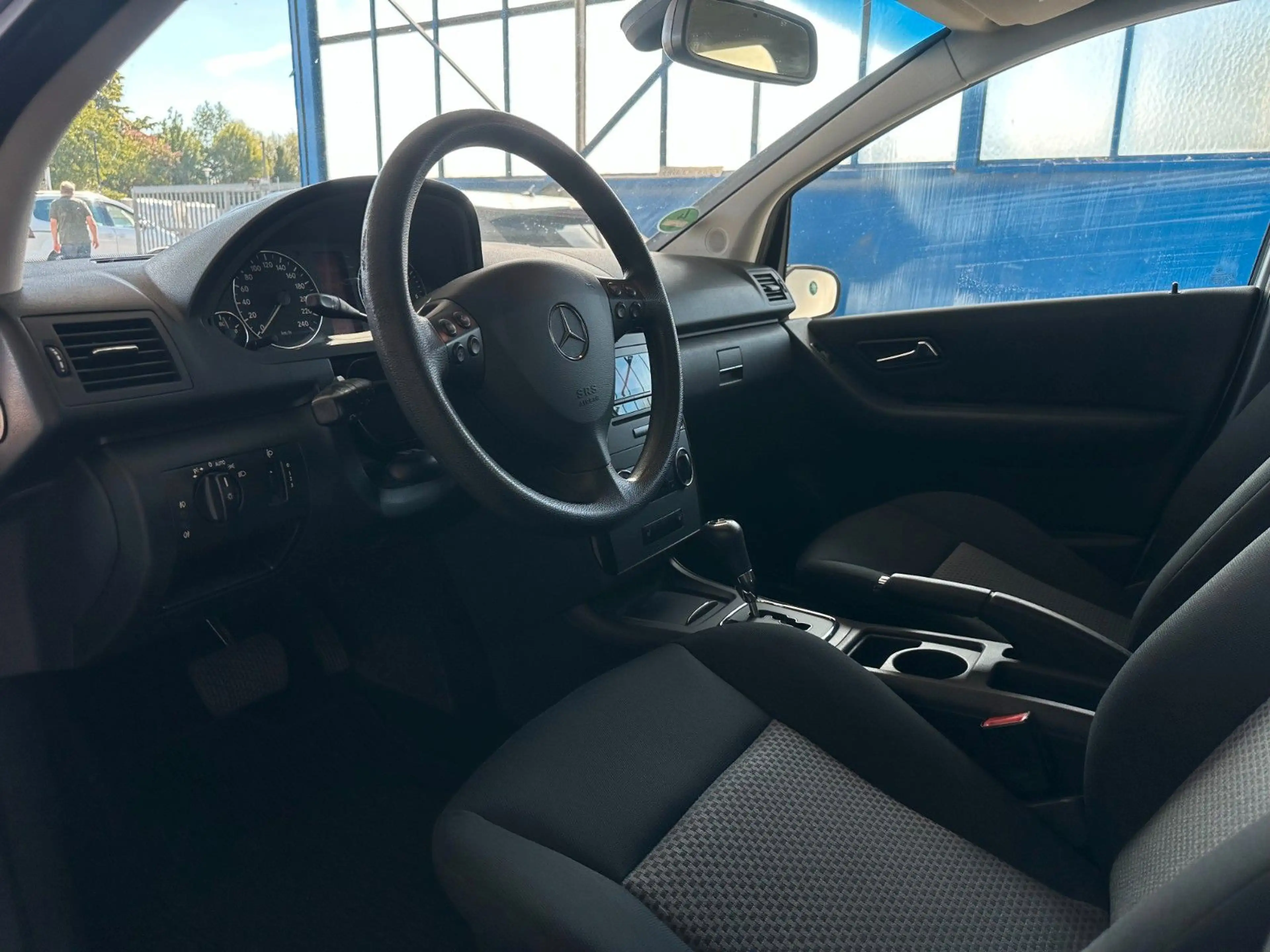 Mercedes-Benz A 150 A A 150 5-türig / Klima / SHZ — photo 10