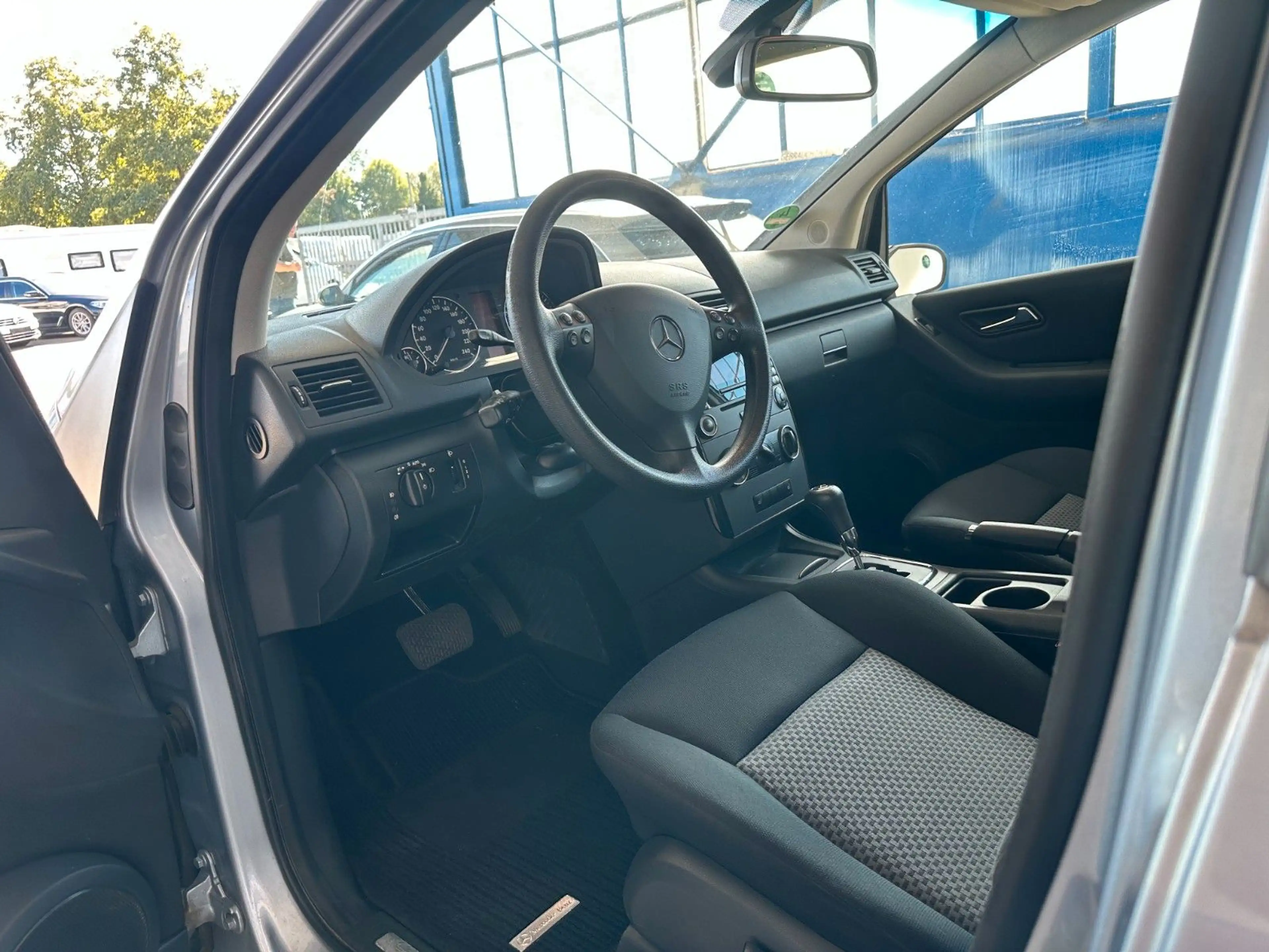 Mercedes-Benz A 150 A A 150 5-türig / Klima / SHZ — photo 12