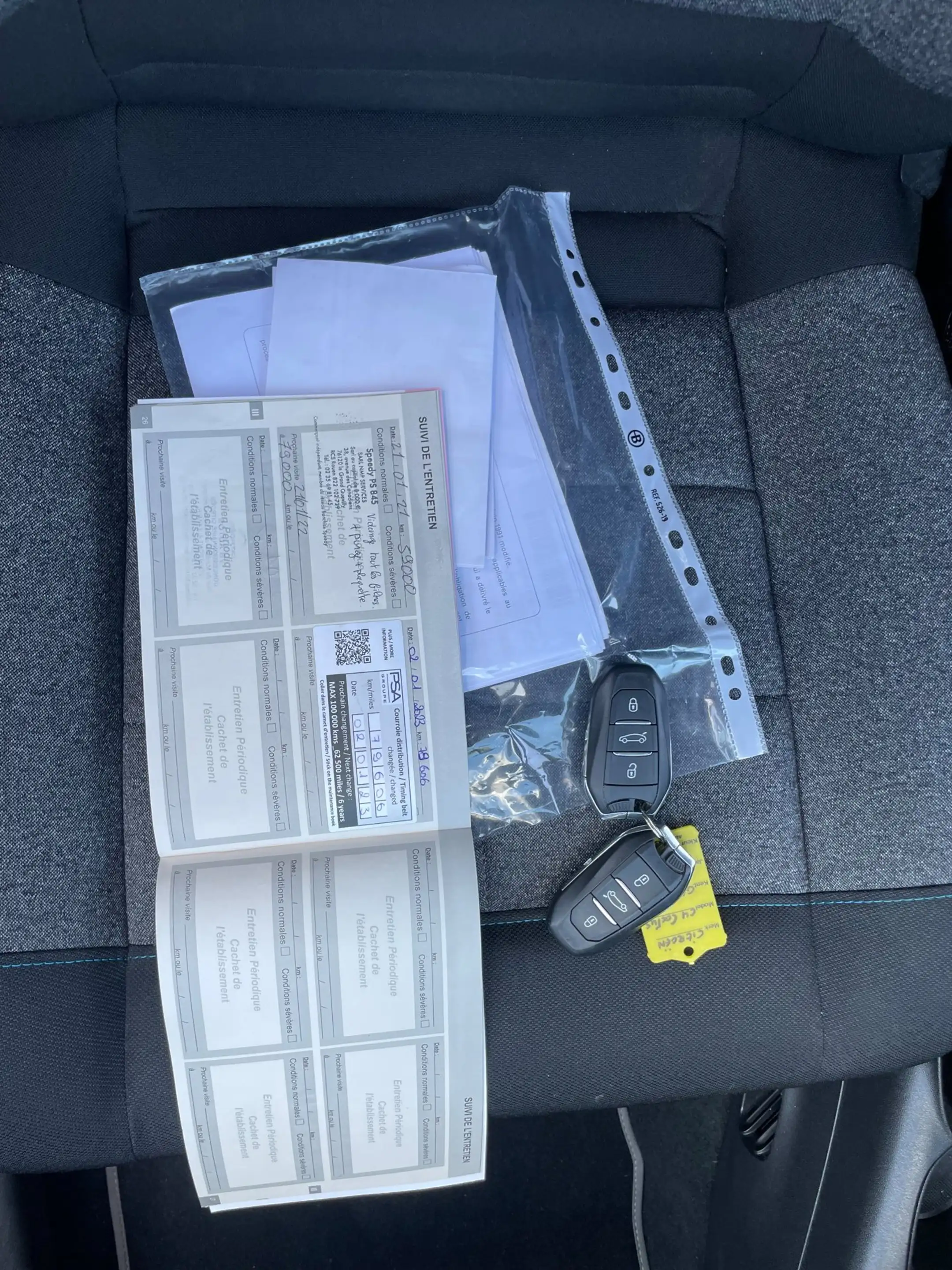 Citroen C4 Cactus 1.2 PureTech Feel Airco Navi PDC NAP APK — photo 12