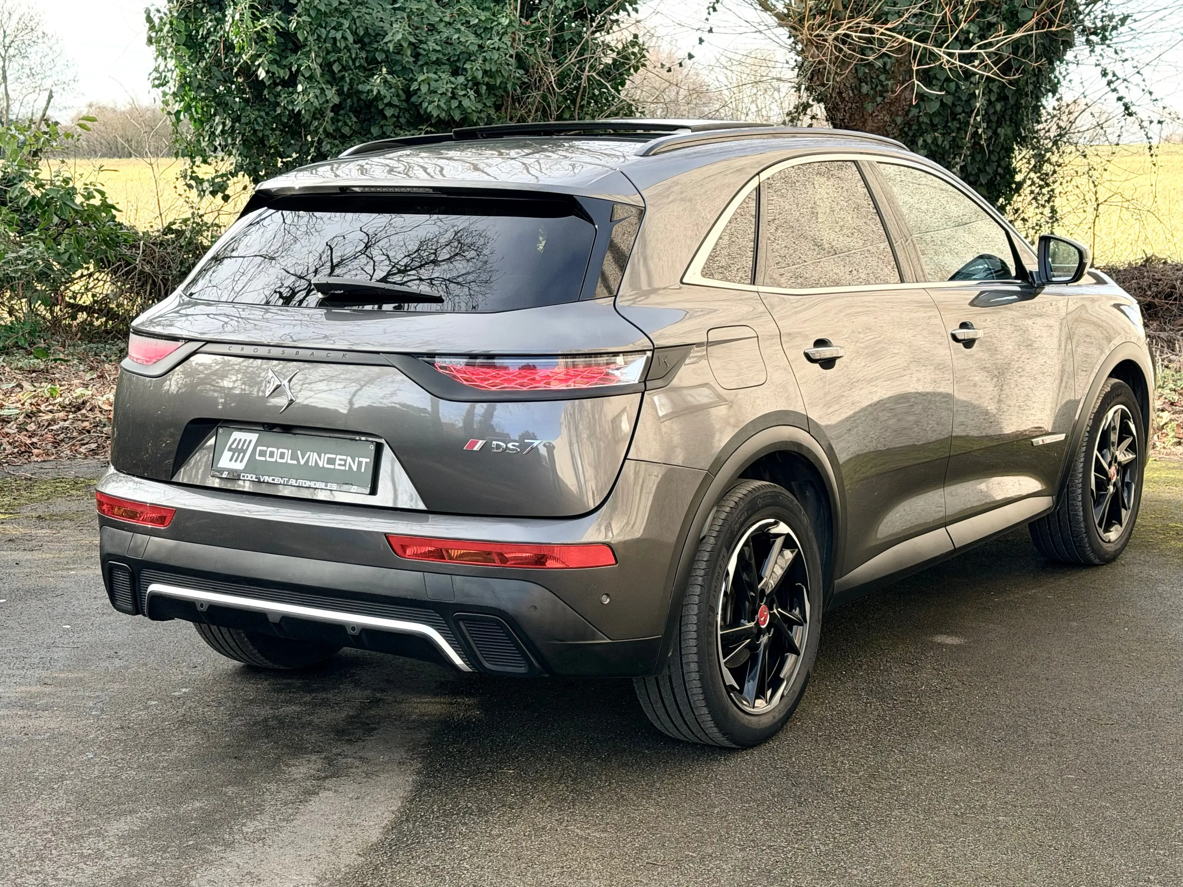 DS Automobiles DS 7 Crossback Performance Line // PANORAMIQUE // 1ère Main Full — photo 4