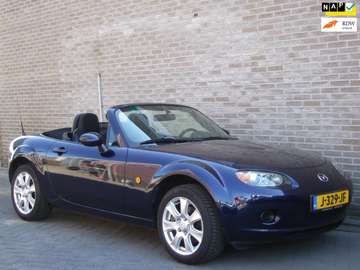 1.8 Exclusive - Soft-top - Climate control - Young