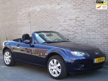 1.8 Exclusive - Soft-top - Climate control - Young
