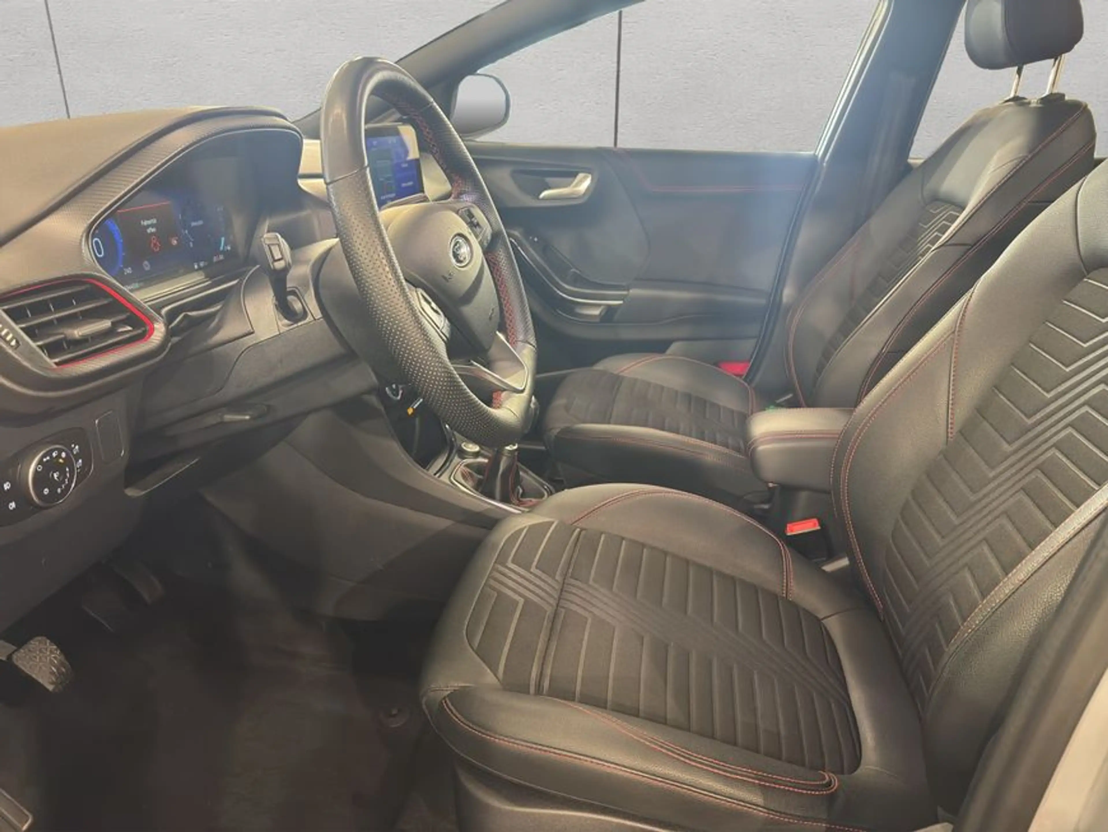Ford Puma 1.0 EcoBoost Hybrid ST-LINE X 114 kW, 5-türig — photo 8