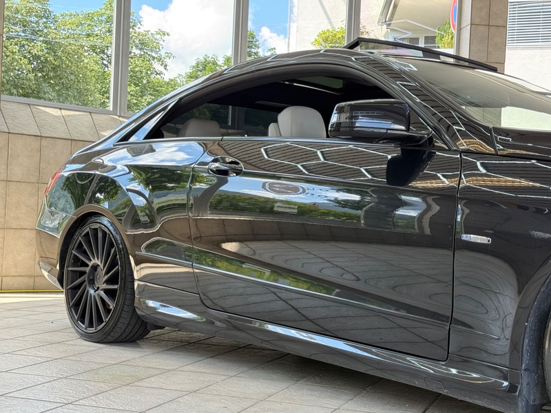 Mercedes-Benz E 350 BlueEfficiency CDI *AMG-LINE*PANO*LEDER — photo 8