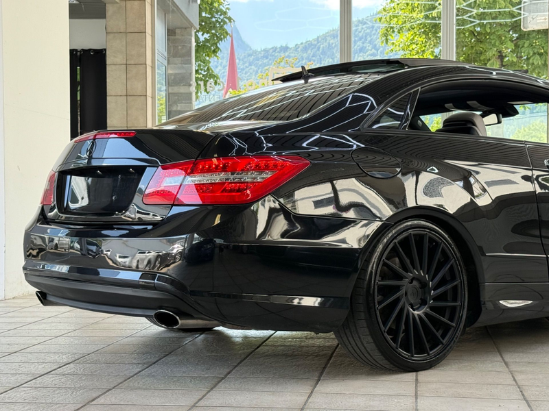 Mercedes-Benz E 350 BlueEfficiency CDI *AMG-LINE*PANO*LEDER — photo 14