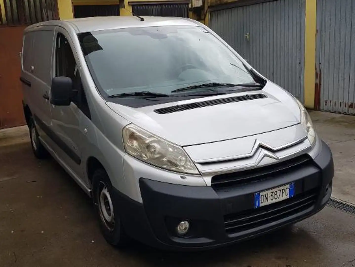 Citroen Jumpy Grau - 1