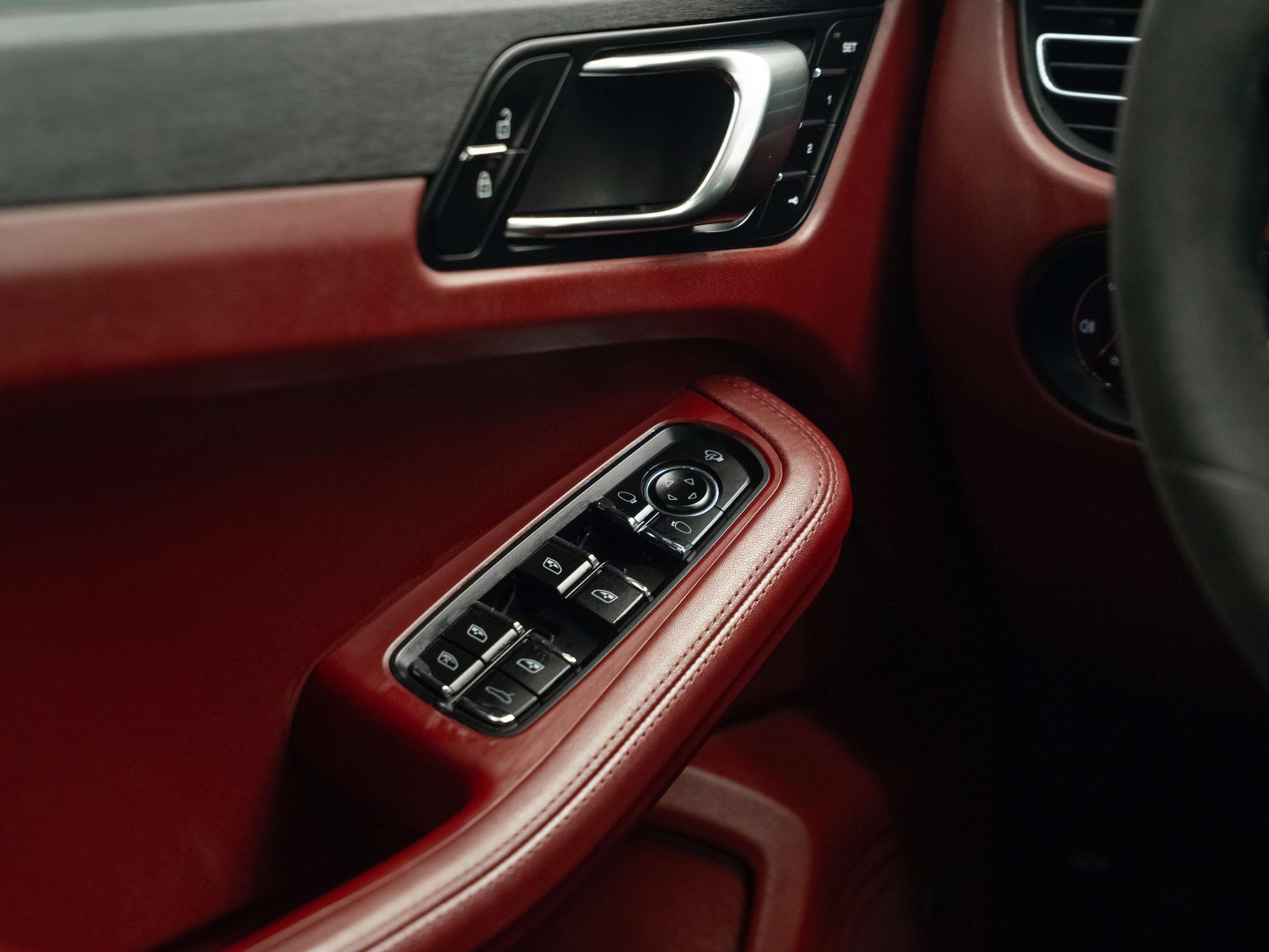 2024 Porsche Macan GTS | Certified | Prem Pkg Plus | Red Interior thumb 18