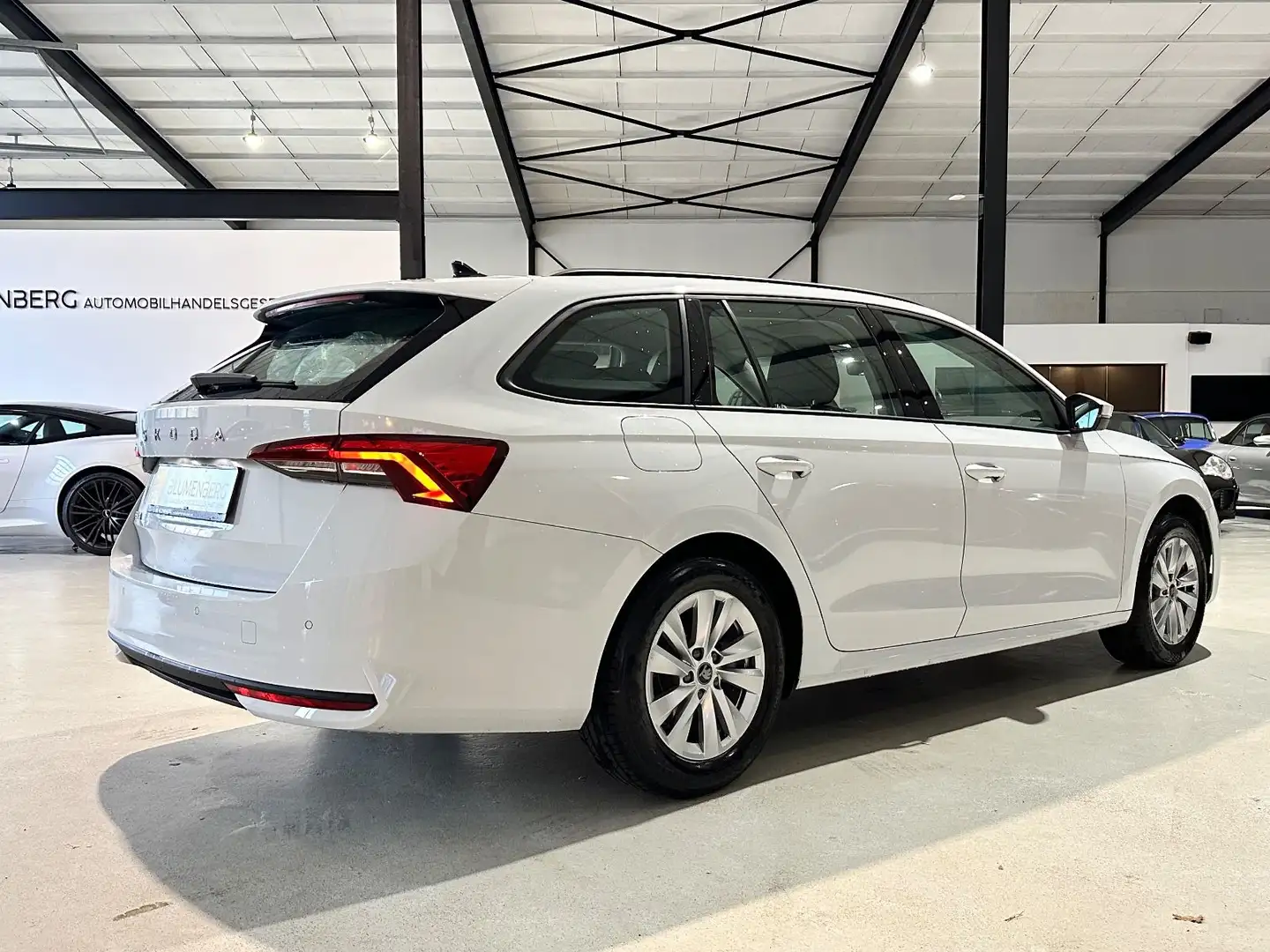 Skoda Octavia Combi 1.5 TSI Essence *Virtual,PDC,Apple Weiß - 2