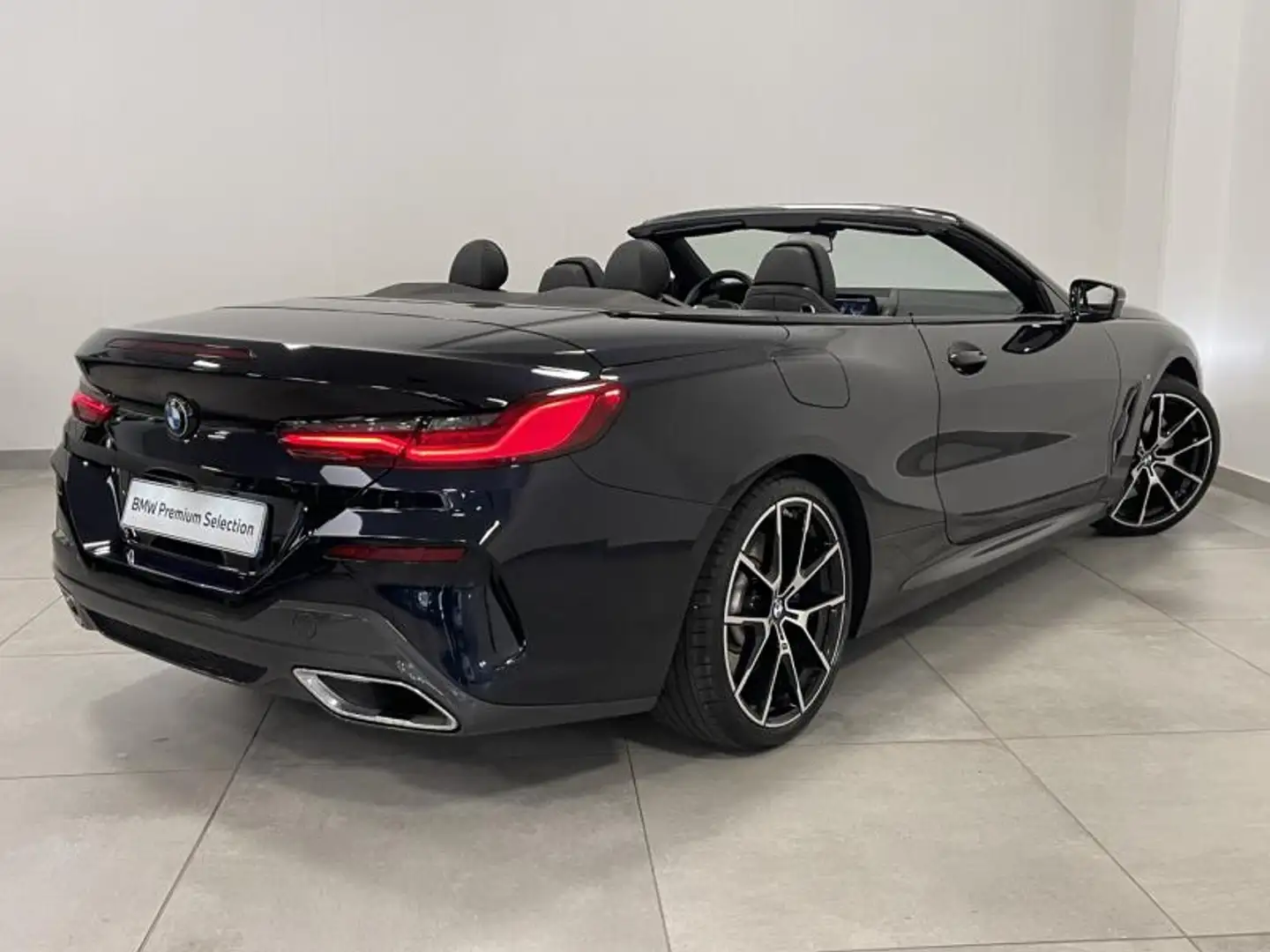 BMW 840 840dA 320ch xDrive M Sport Technic Noir - 2