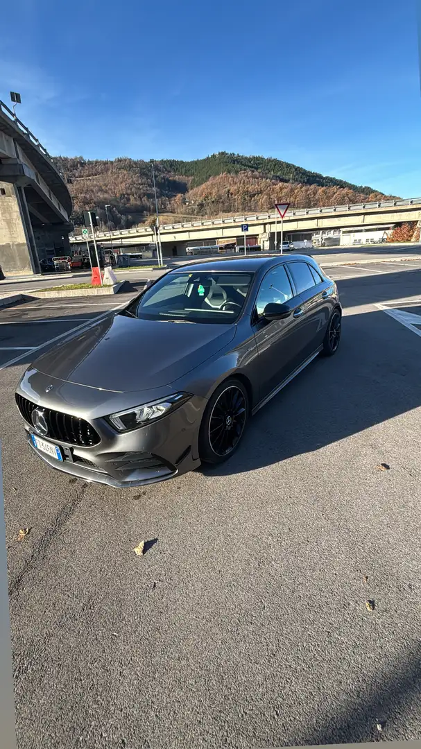 Mercedes-Benz A 250 Premium 4matic auto Grigio - 1