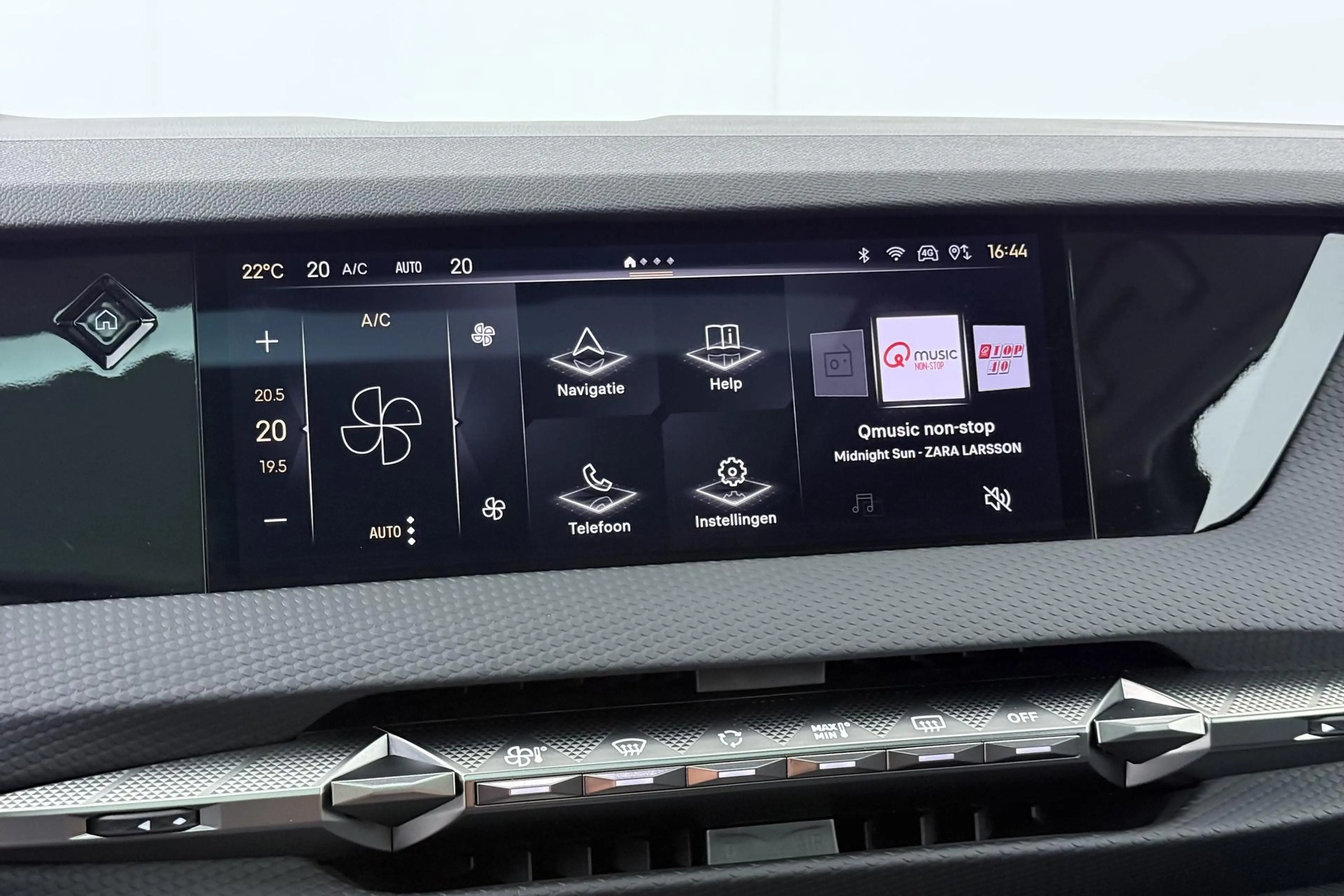 DS Automobiles DS 4 1.2 136pk Hybrid Pallas | Schuif/ Kanteldak | 19" — photo 7