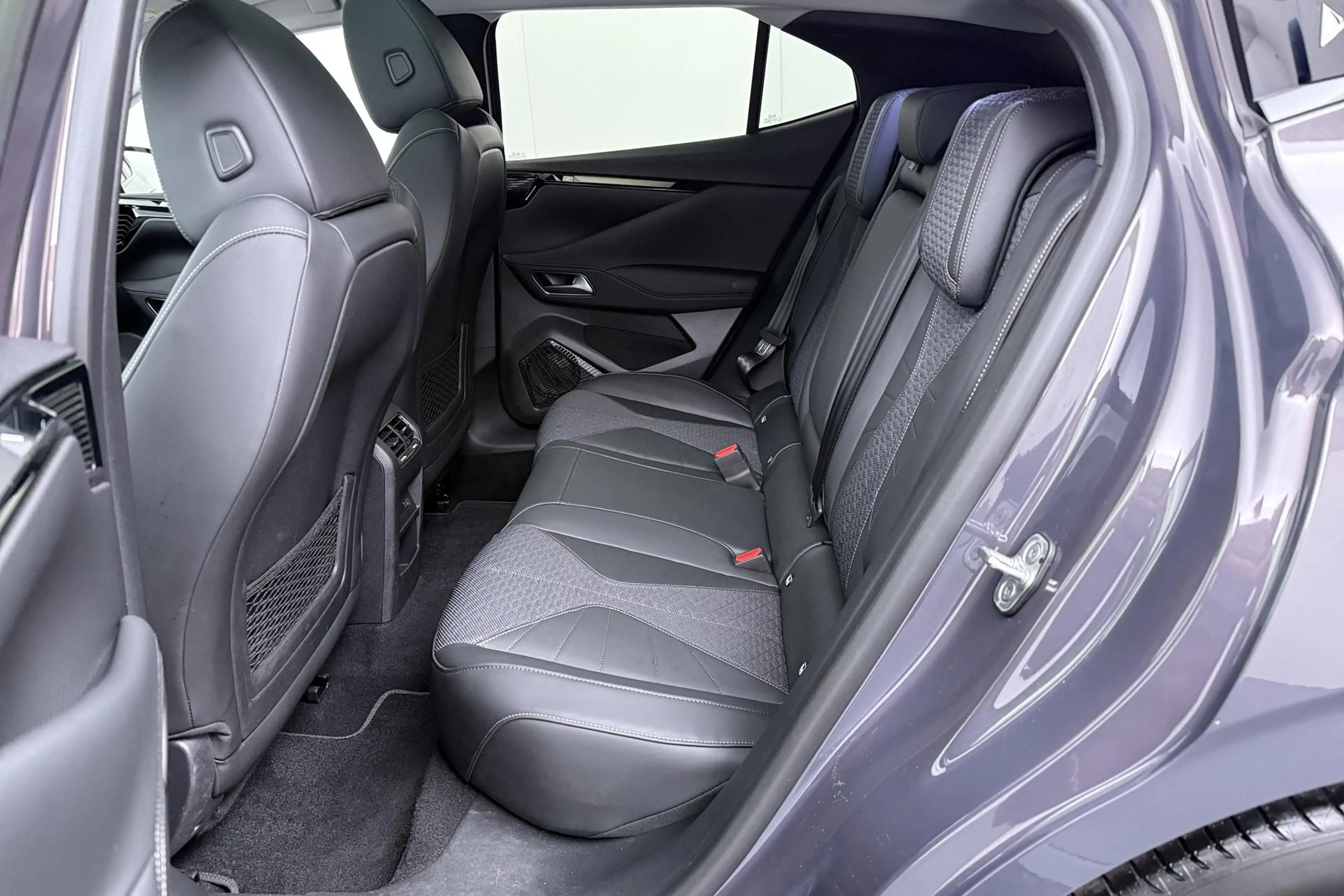 DS Automobiles DS 4 1.2 136pk Hybrid Pallas | Schuif/ Kanteldak | 19" — photo 15