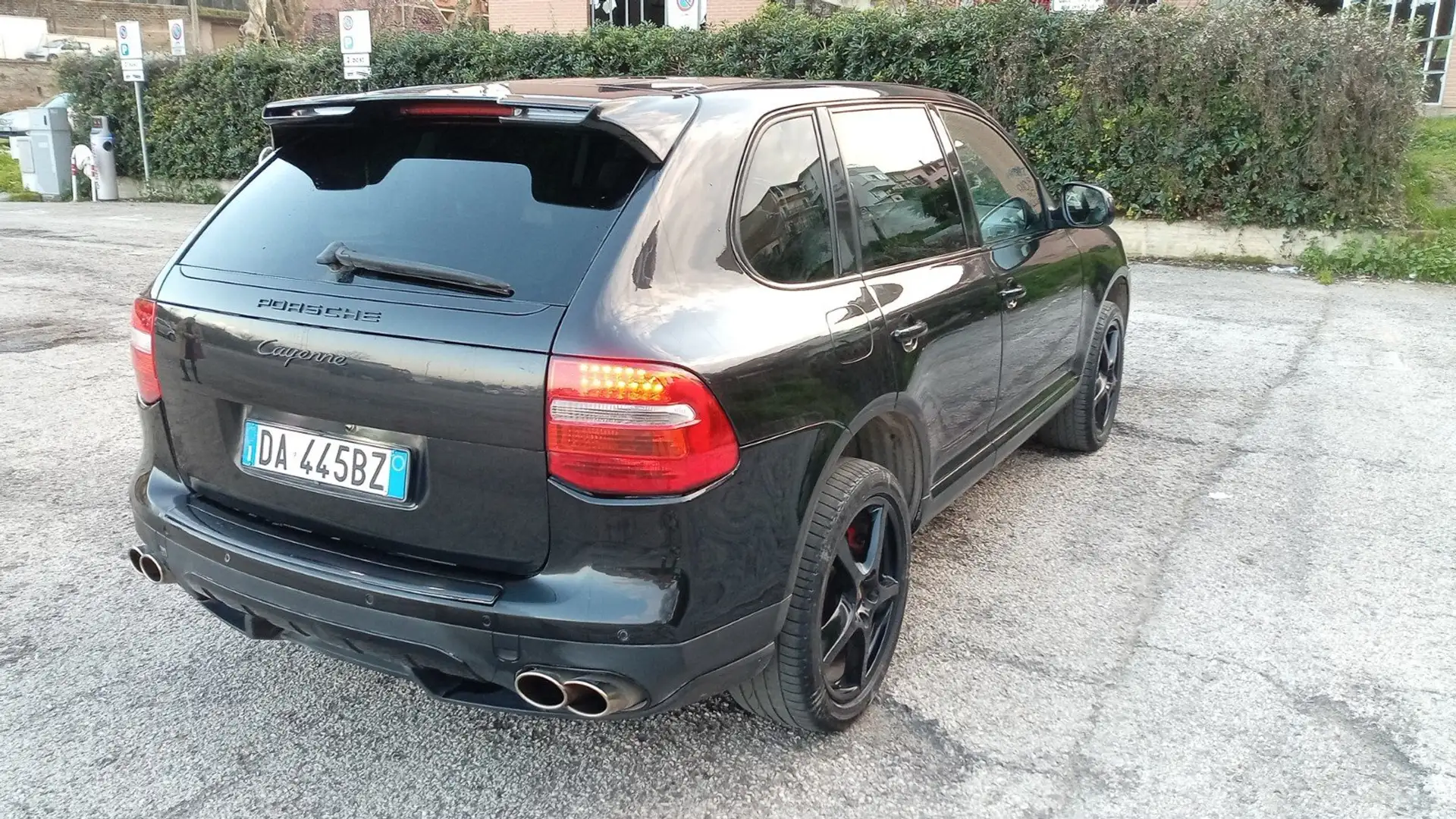 Porsche Cayenne 3.2 gpl allestimento Turbo GTS - 2