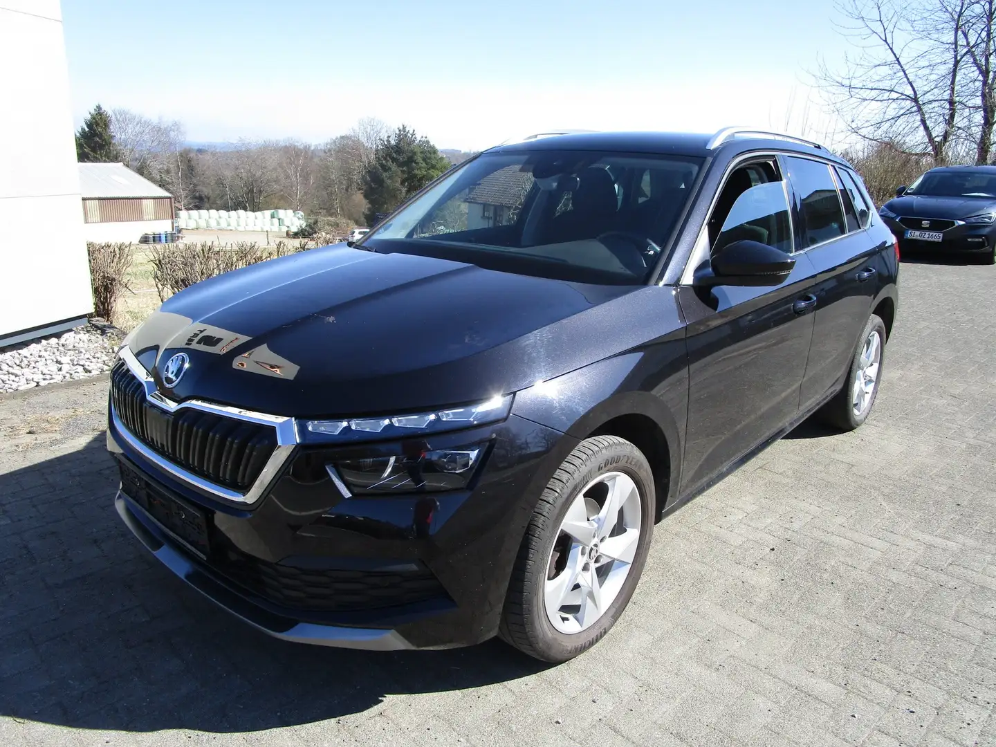 Skoda Kamiq Ambition Noir - 1
