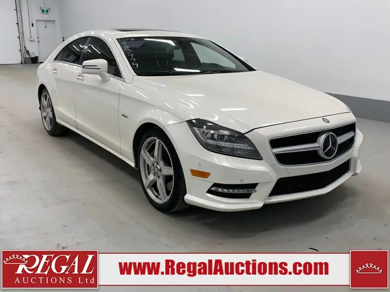 Mercedes-Benz CLS снимка Mercedes-Benz CLS