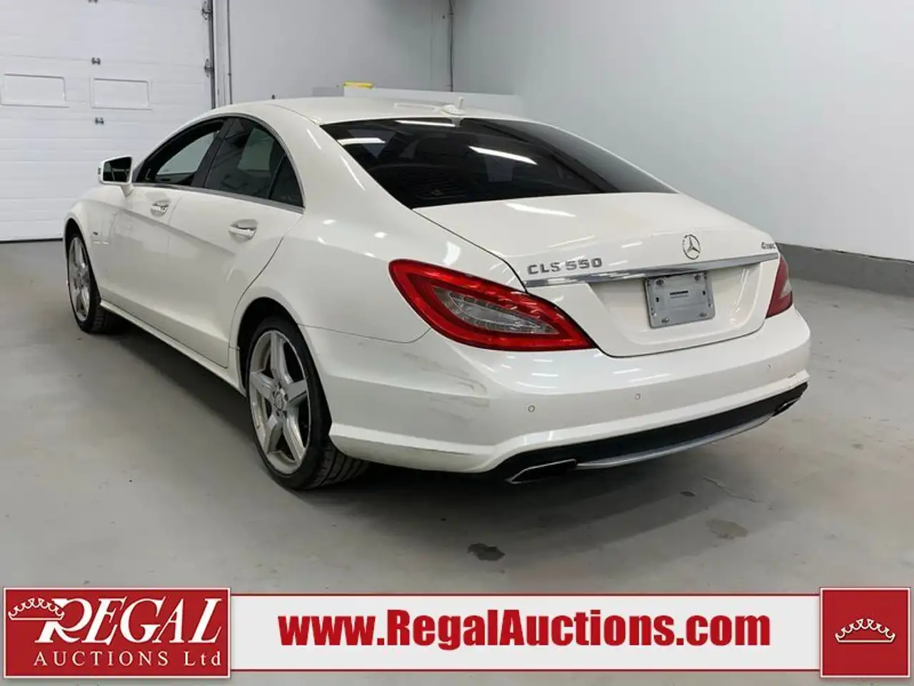 Mercedes-Benz CLS снимка Mercedes-Benz CLS