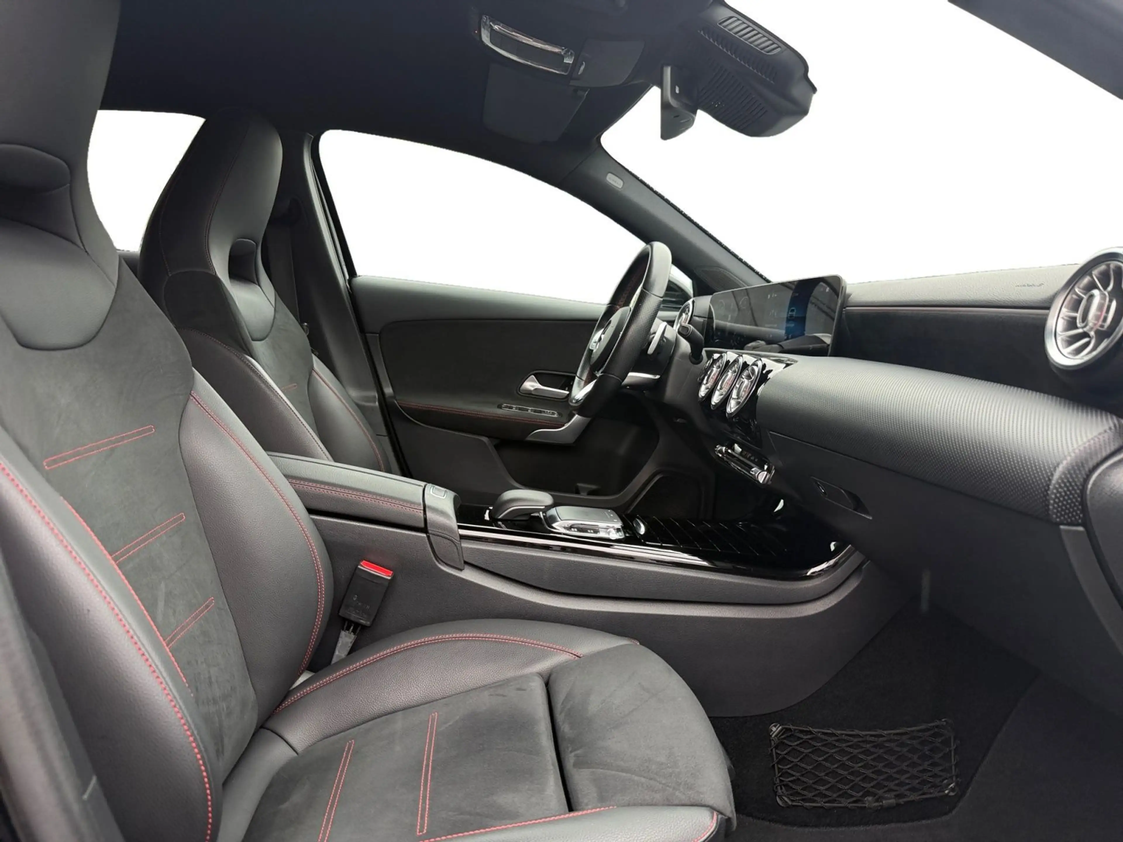 Mercedes-Benz A 250 AMG Line 360VIEW AMB KEYLESS — photo 15