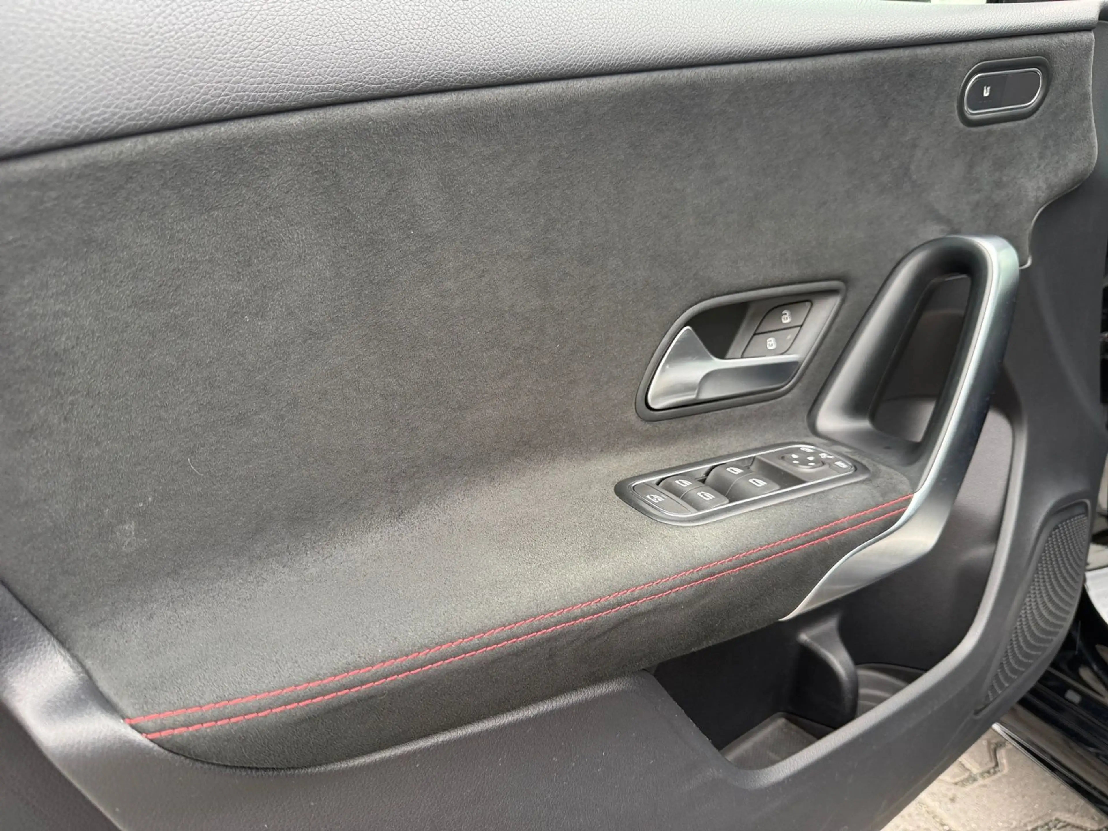 Mercedes-Benz A 250 AMG Line 360VIEW AMB KEYLESS — photo 10