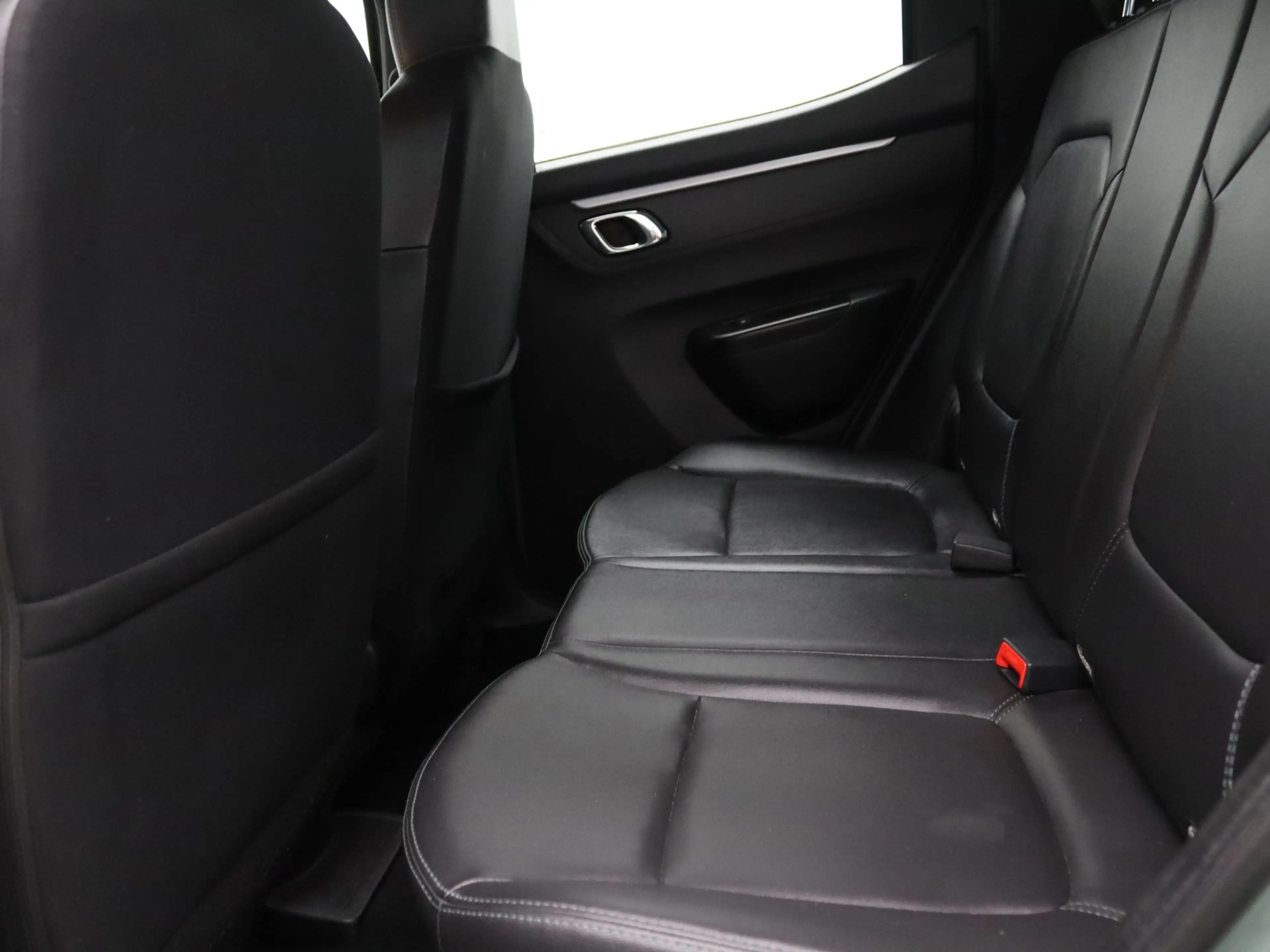 Dacia Spring Expression 27 kWh Apple Carplay/Android Auto | Air — photo 23