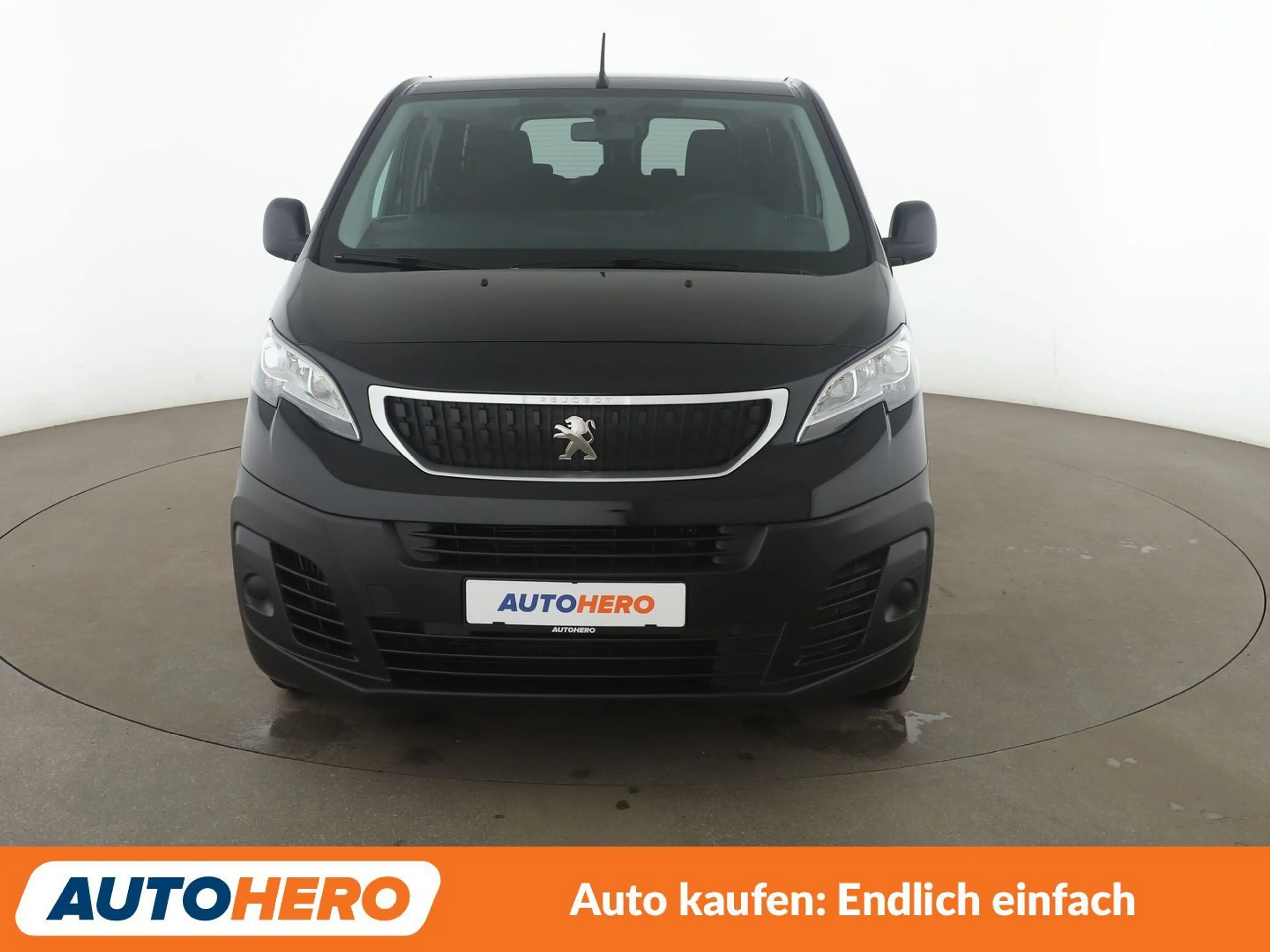Peugeot Traveller 1.5 Blue-HDi L2 — photo 9