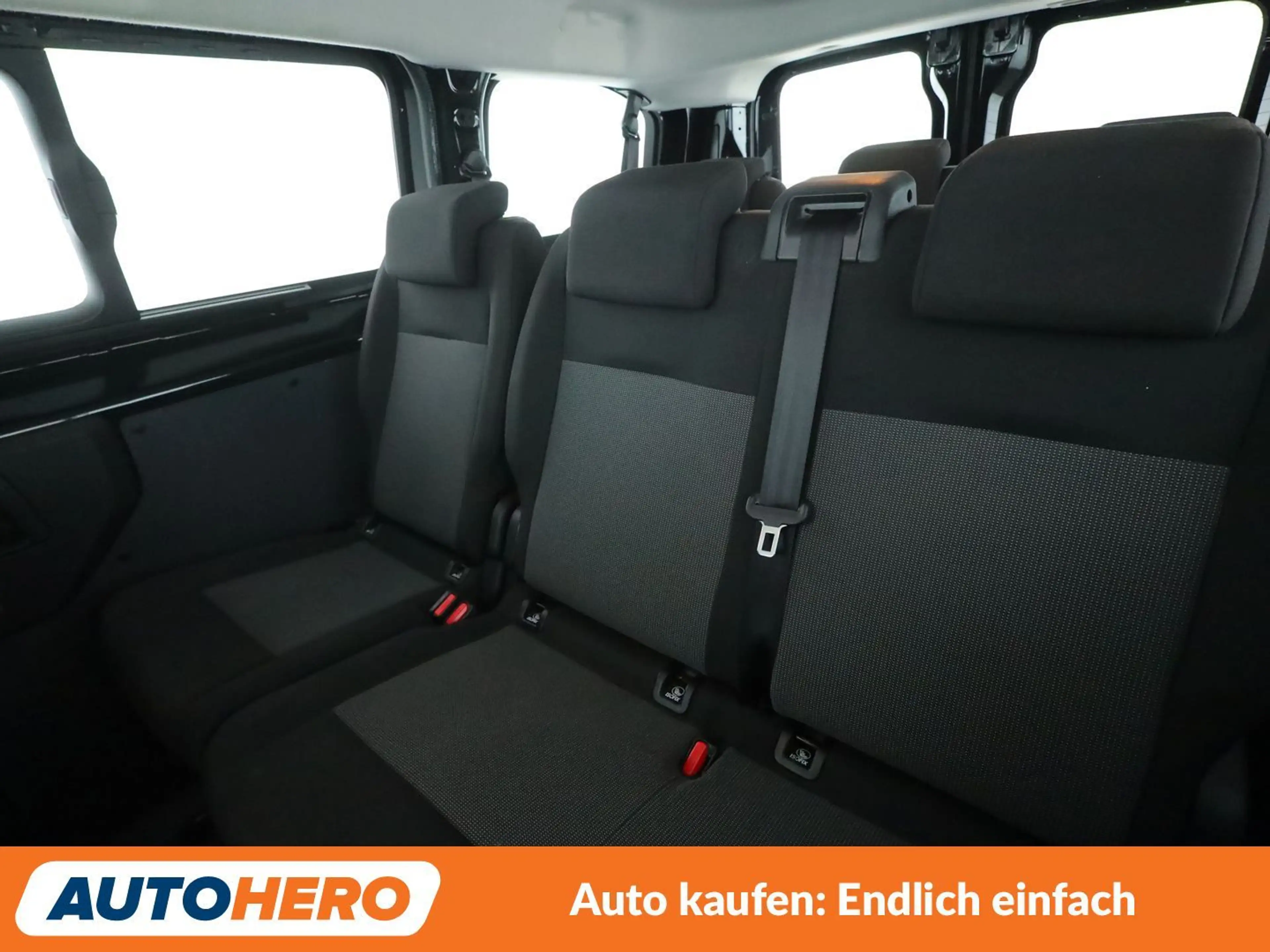 Peugeot Traveller 1.5 Blue-HDi L2 — photo 14