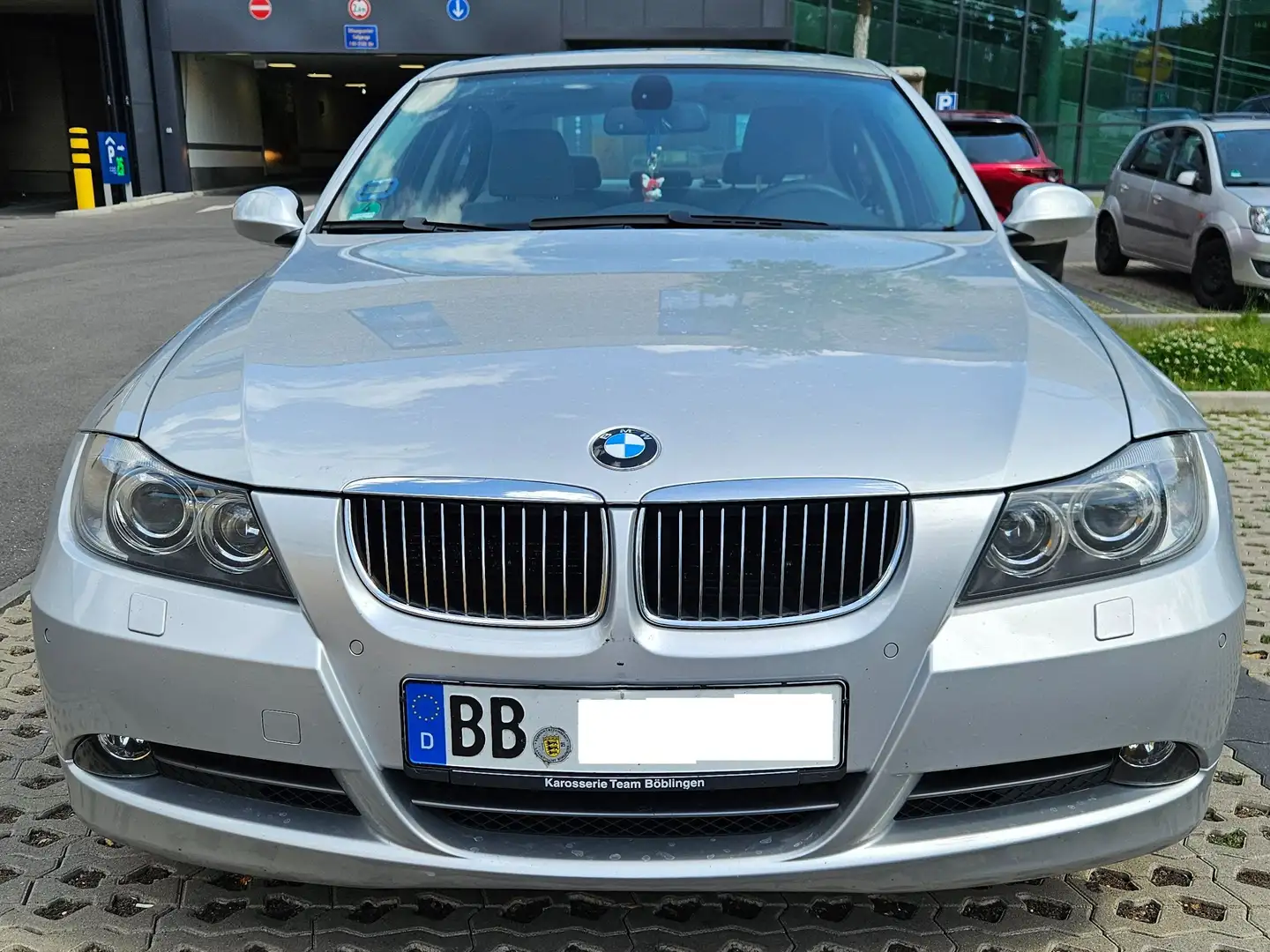 BMW 330 330i Aut. Silber - 1