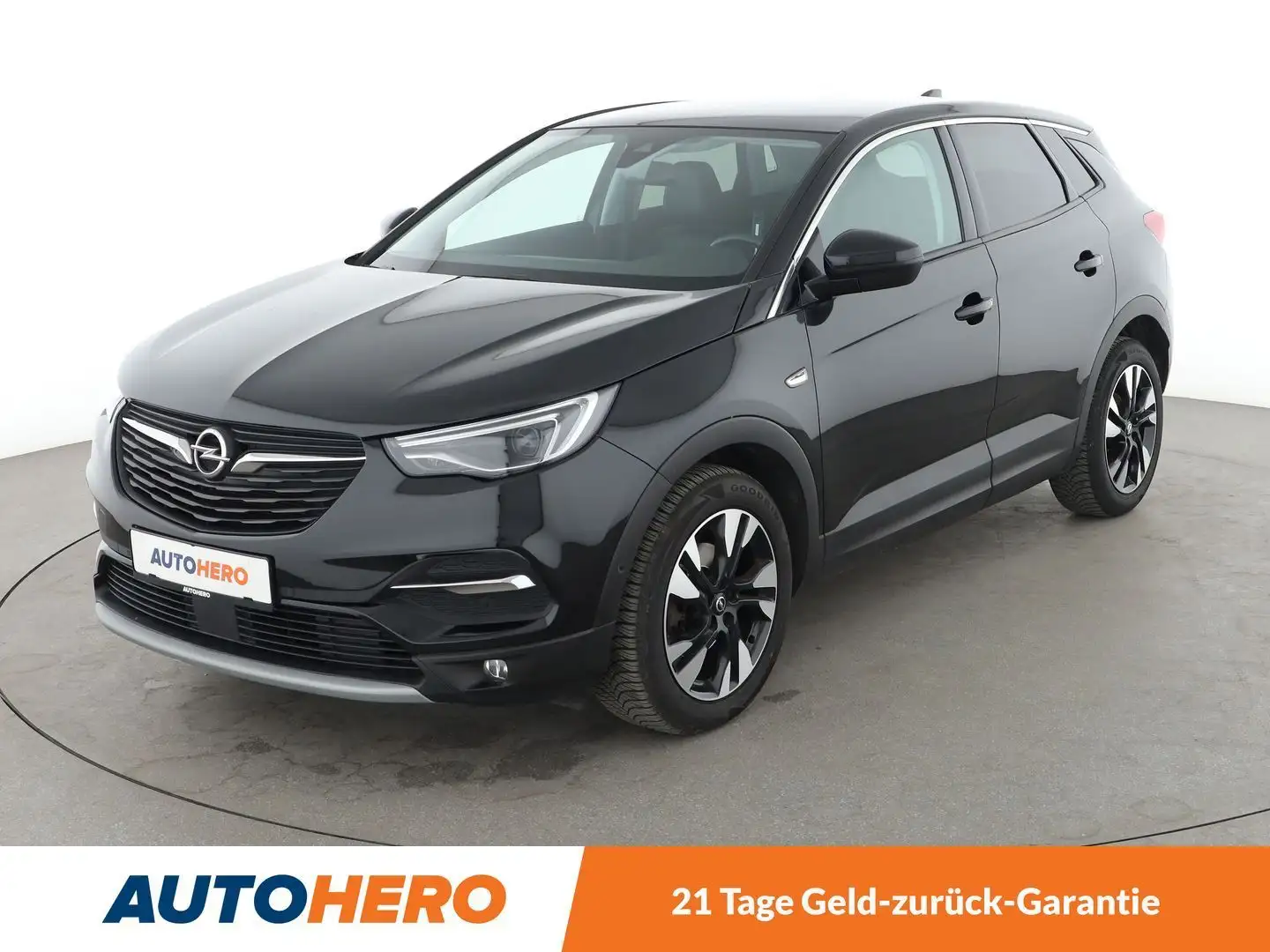 Opel Grandland X 1.2 Turbo Innovation Aut.*NAV*LED*TEMPO*PDC*SHZ Zwart - 1
