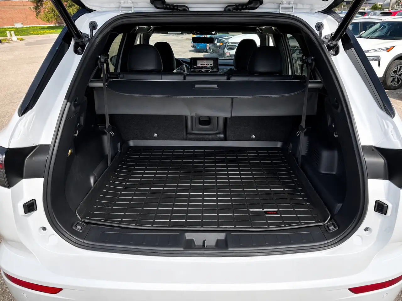 Mitsubishi Outlander снимка Mitsubishi Outlander