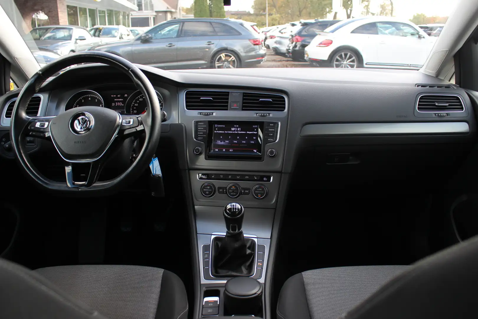 Volkswagen Golf 1.2 TSI Highline / Trekhaak / Navigatie / Parkeerh Grigio - 2