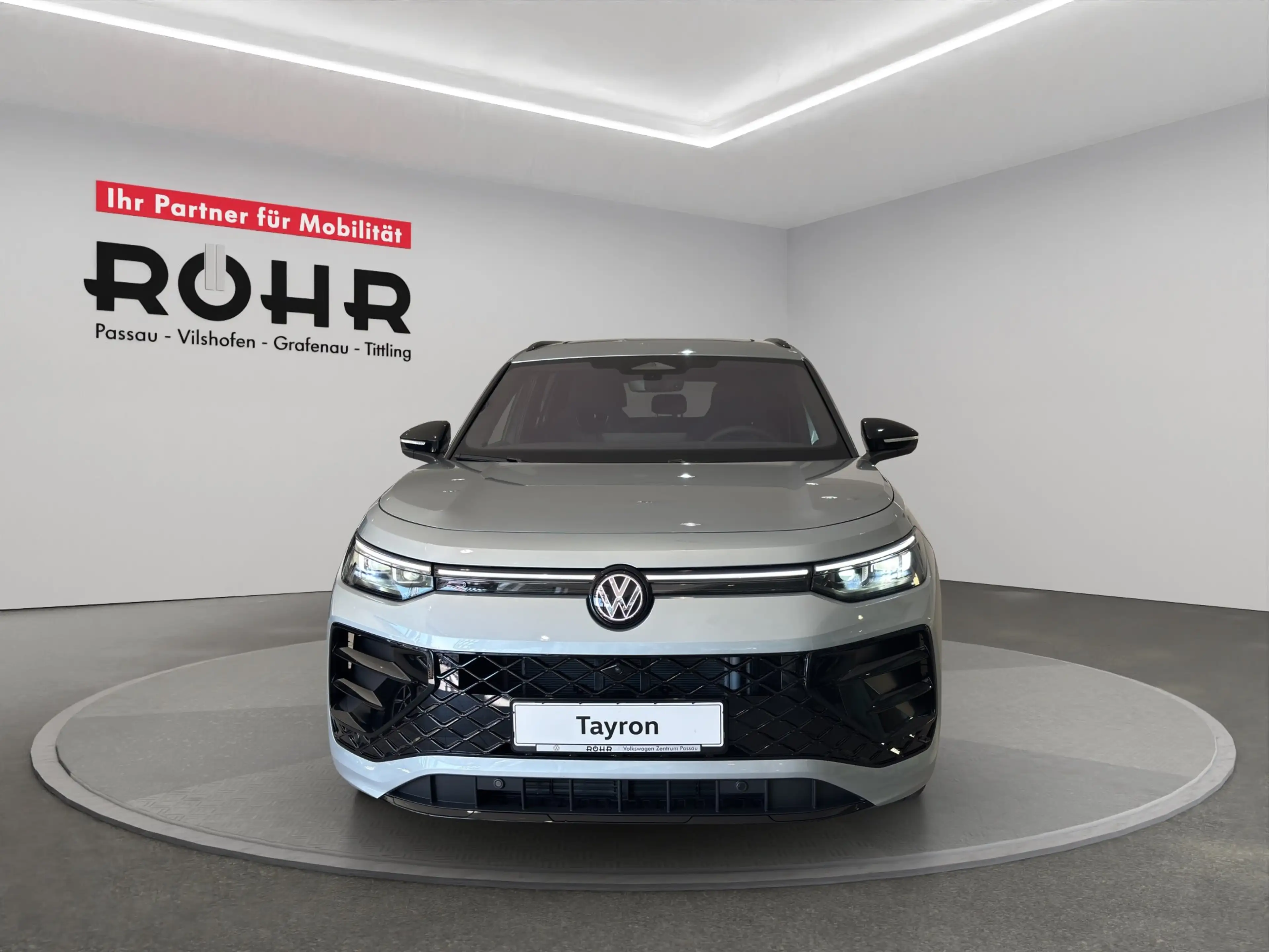 Volkswagen Tayron R-Line (WR/AHK/BlackStyle) 2.0 l TDI 4MOTION 7-Gan — photo 2