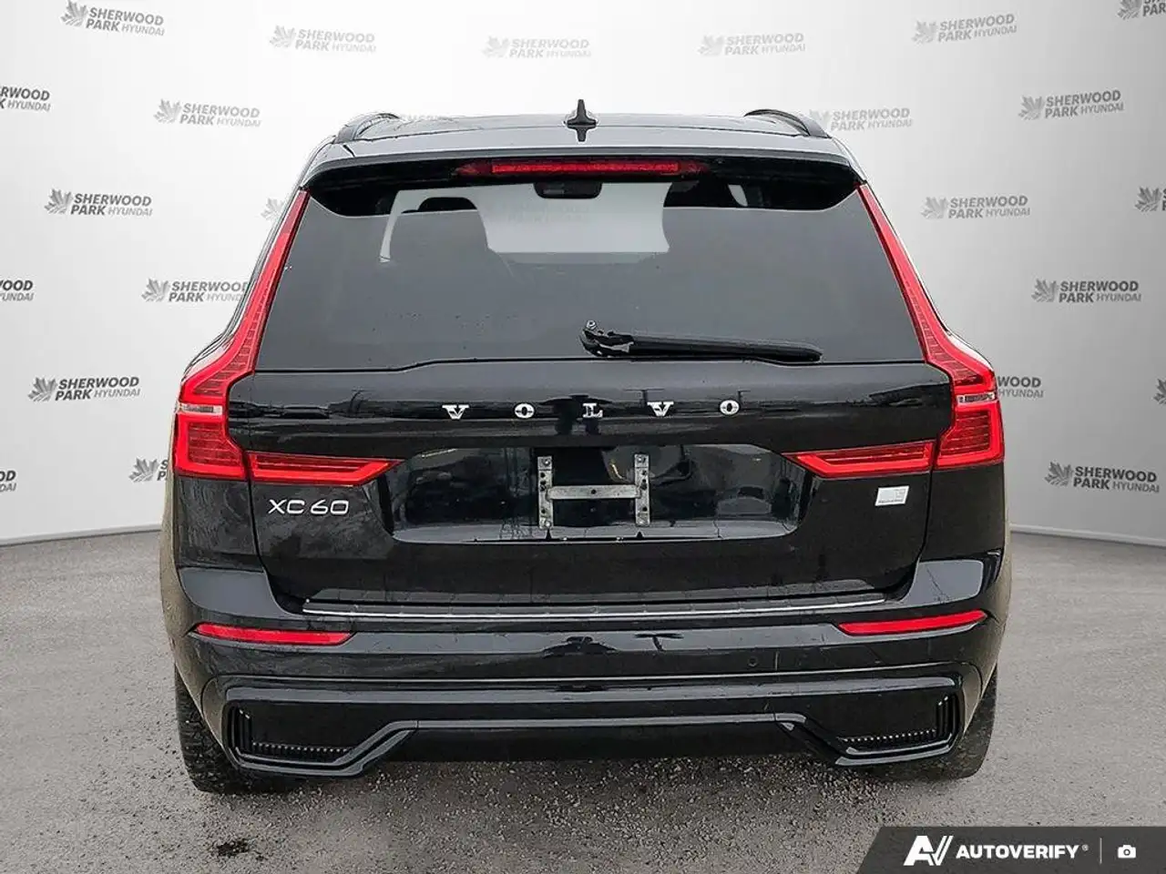 Volvo XC60 снимка Volvo XC60