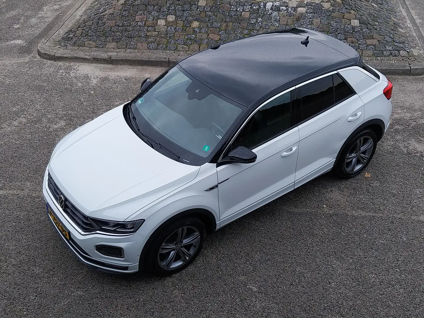 Volkswagen T-Roc 1.5 TSI 150 PK Sport Business R Line VIRTUAL COCKP Wit - 2