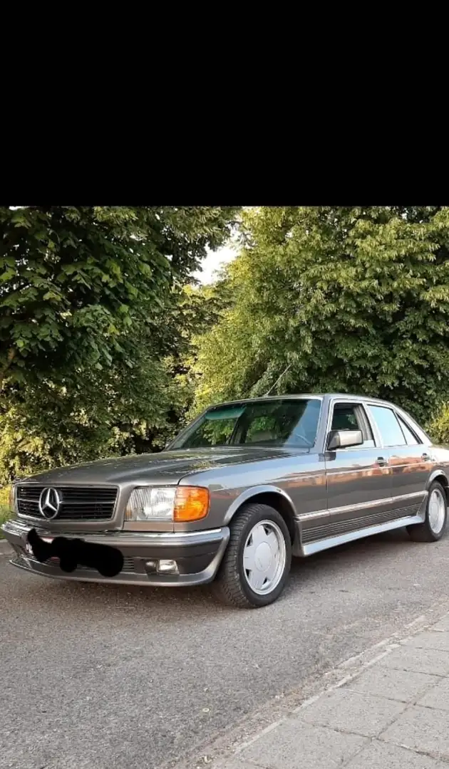 Mercedes-Benz 280 E - 1