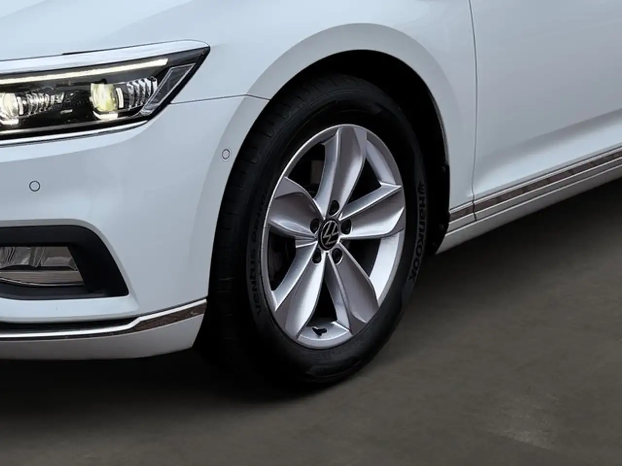 Volkswagen Passat Variant 2.0TDI DSG Elegance+AHK+Pano+Standheizung 8