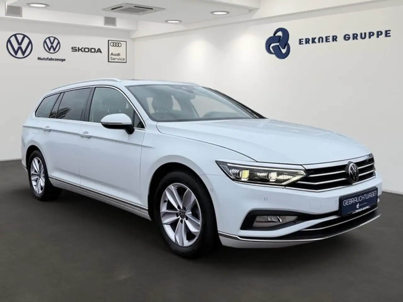 Volkswagen Passat Variant 2.0TDI DSG Elegance+AHK+Pano+Standheizung 2