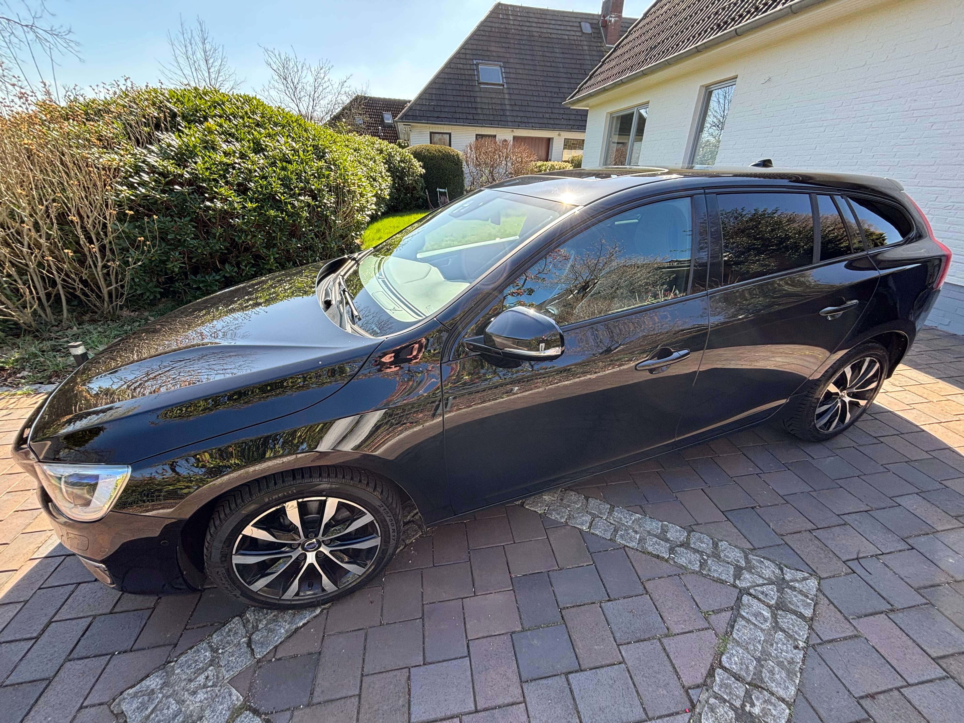 Second hand Volvo V60 2.0