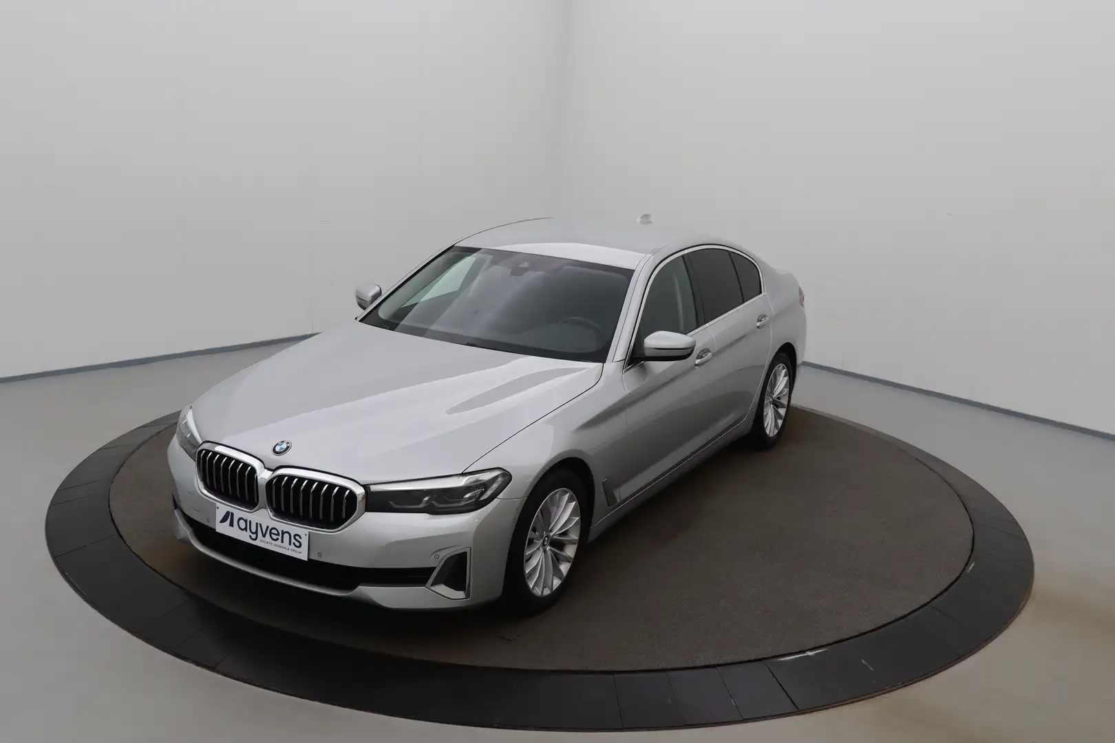 BMW 520 5 520dA xDrive MHEV Luxury Line Business LEDER/CUI Argintiu - 1