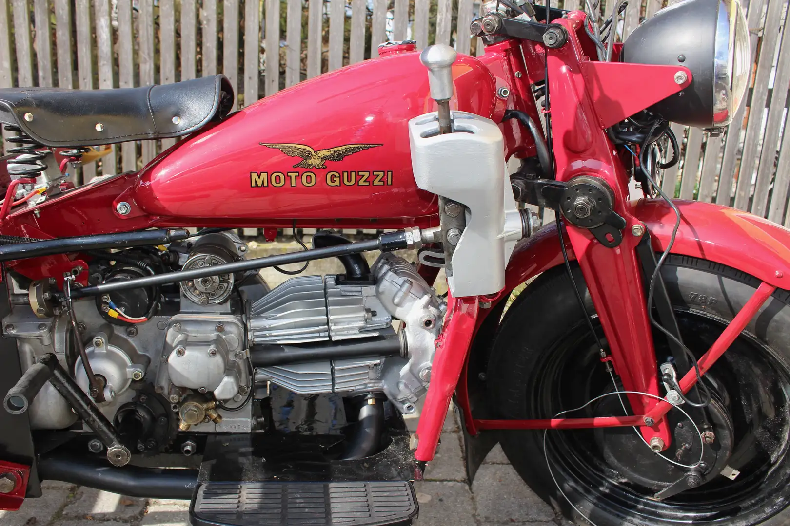 Moto Guzzi Ercole Red - 1