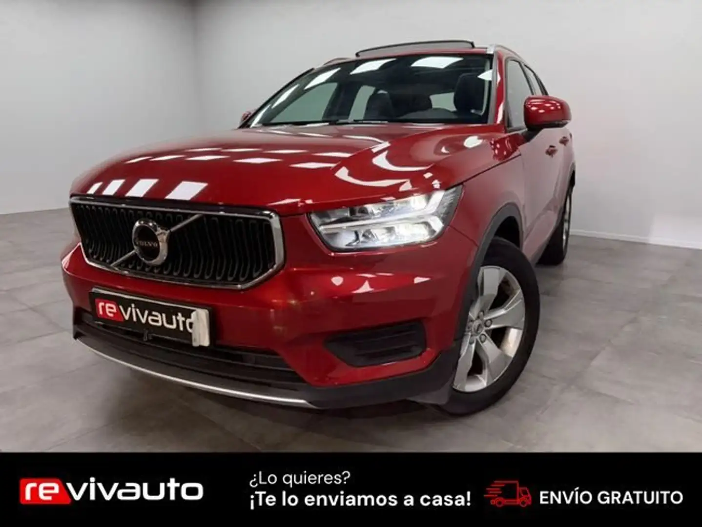 Volvo XC40 D4 Momentum AWD Aut. Rojo - 1