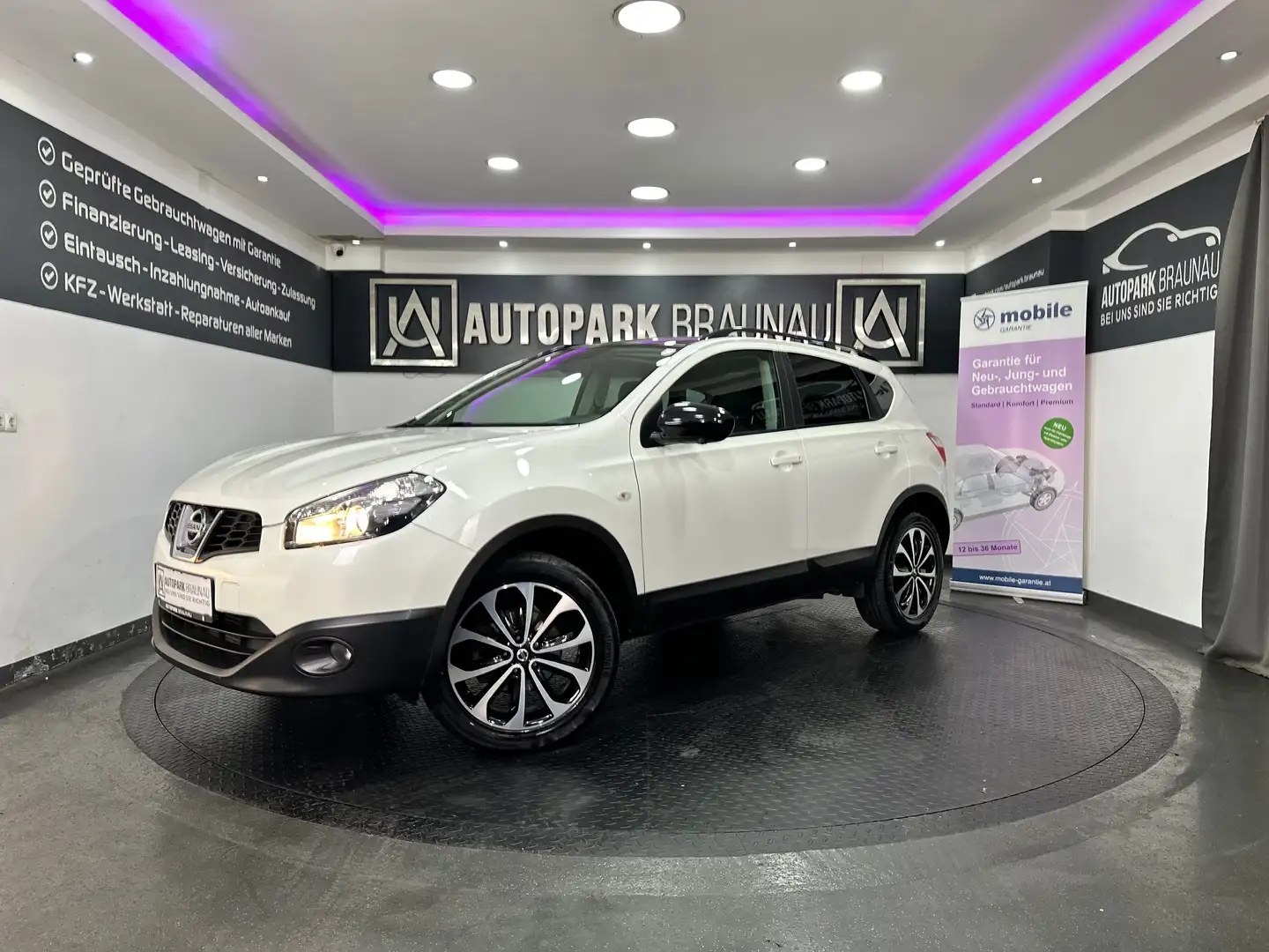 Nissan Qashqai Visia 1.5 dCi *AHK*360*PANO* Weiß - 1