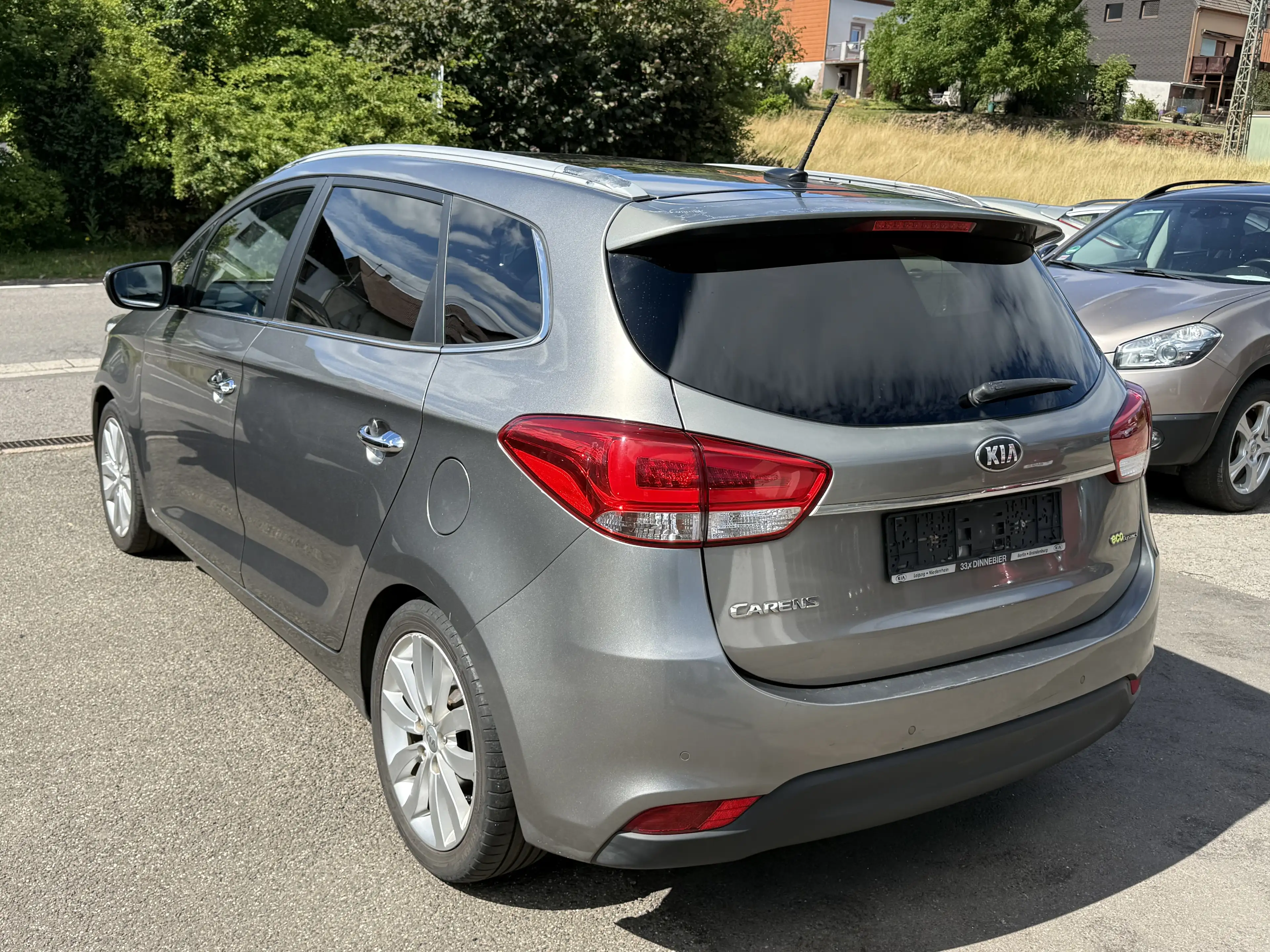 Kia Carens Spirit - 7 Sitzer - Klimaanlage - 2 . Hand — photo 3