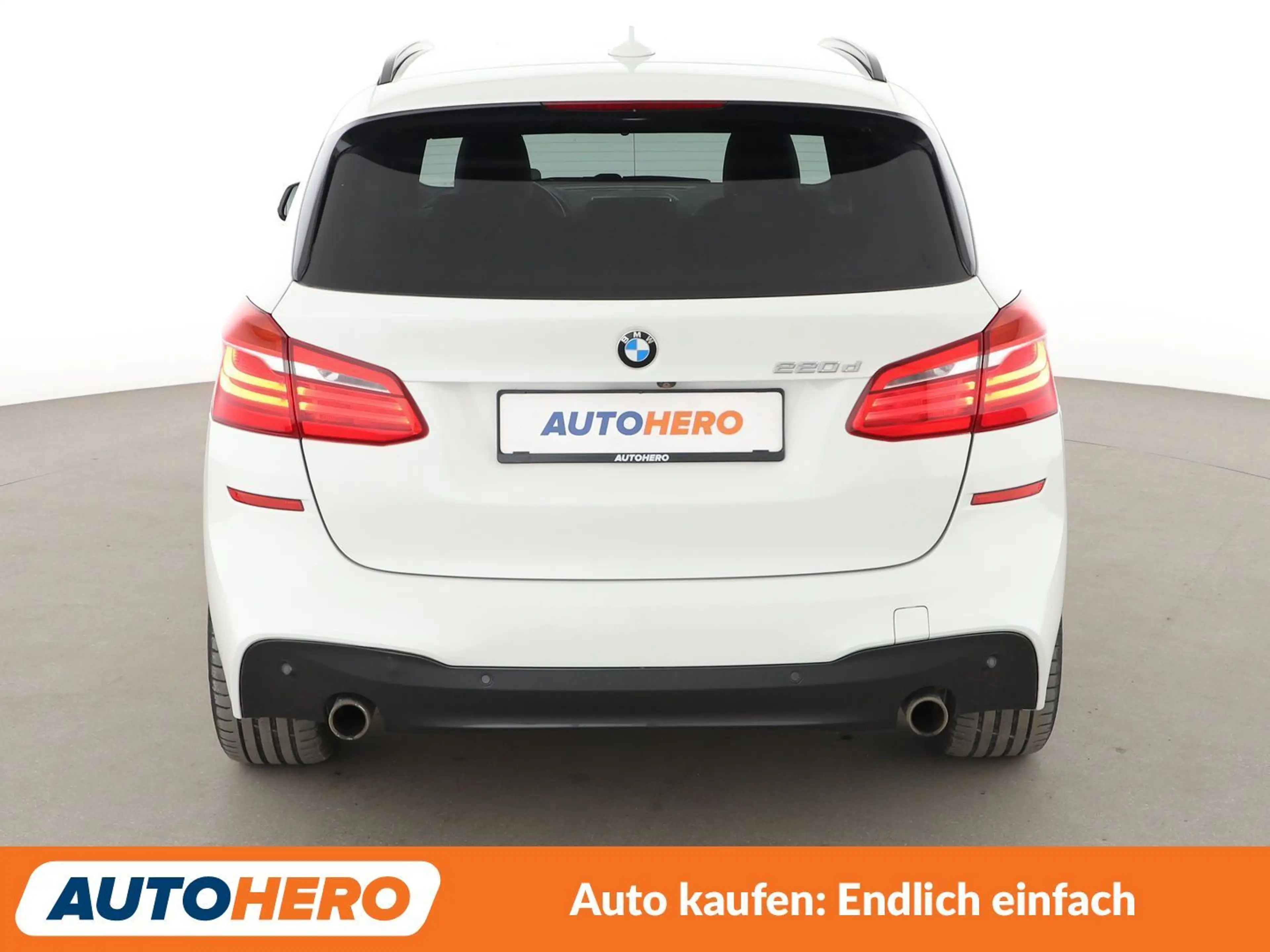 BMW 220 220d Active Tourer M Sport Aut.*NAVI*LED*CAM*HUD* — photo 5