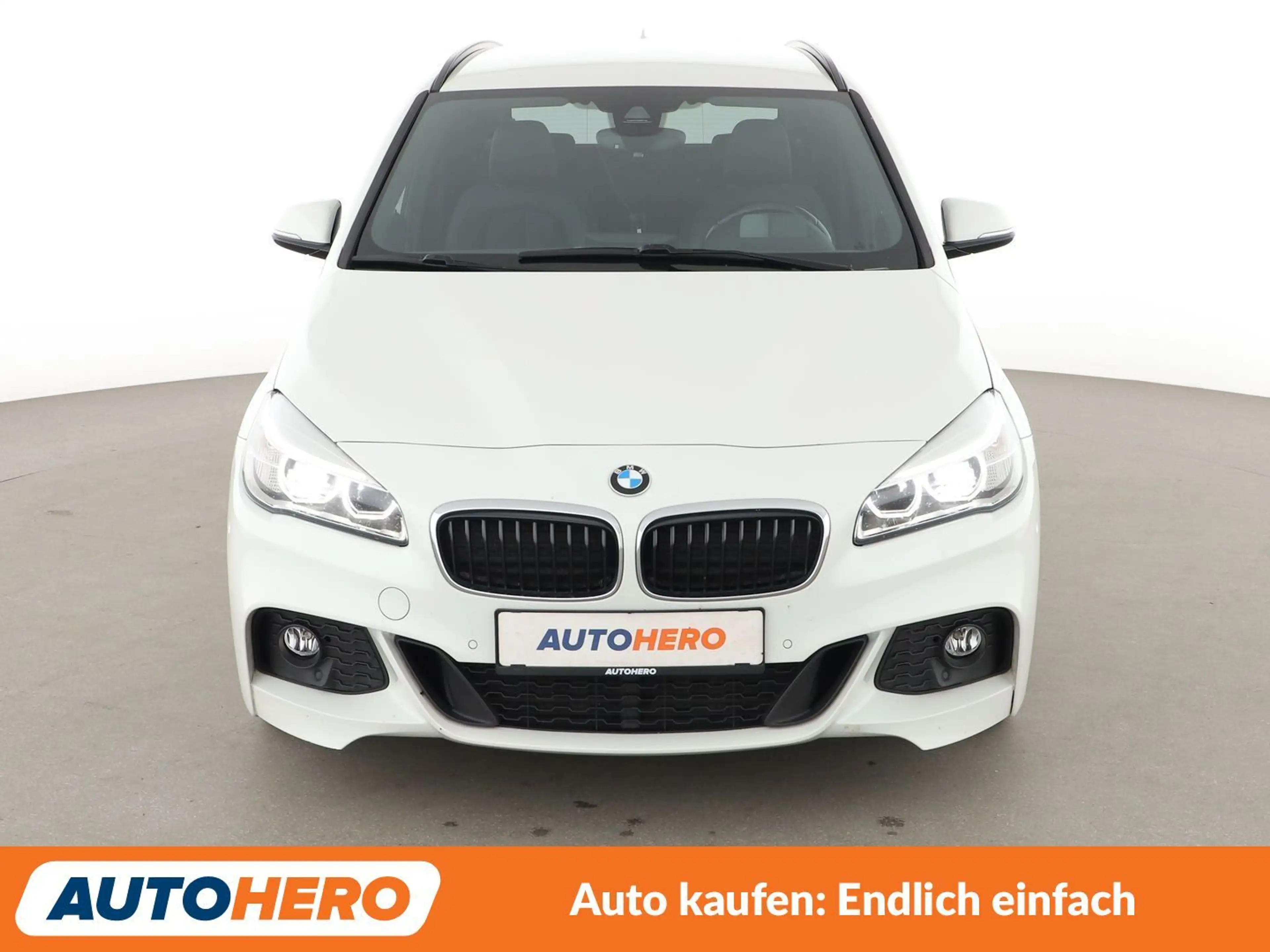 BMW 220 220d Active Tourer M Sport Aut.*NAVI*LED*CAM*HUD* — photo 9