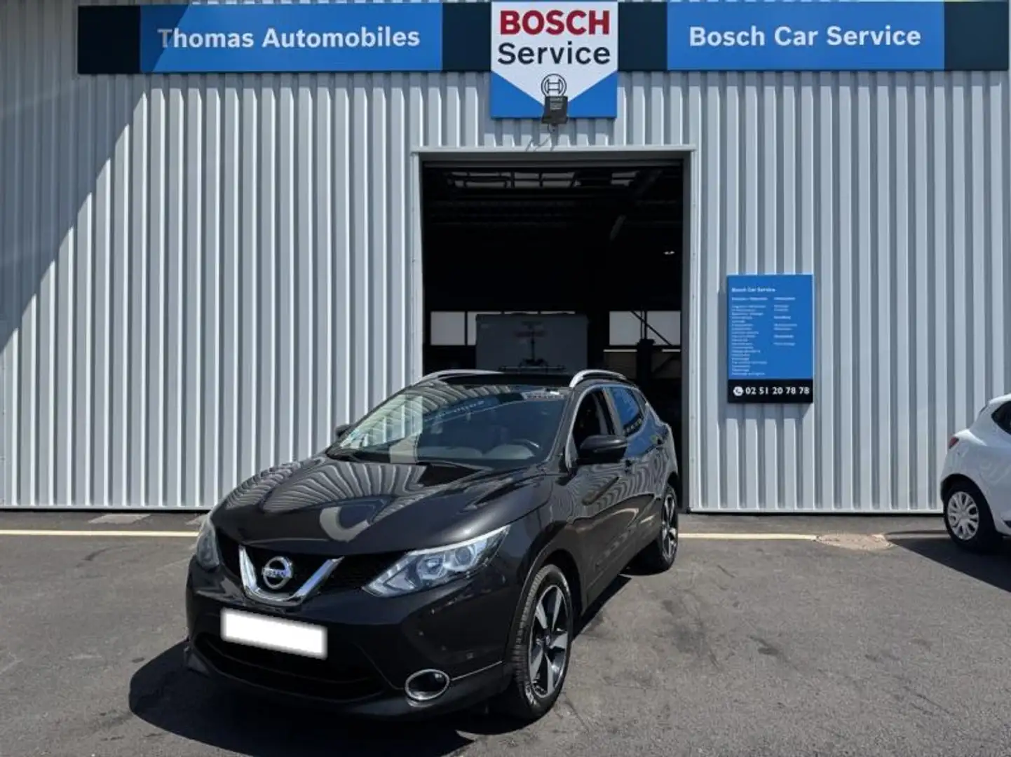 Nissan Qashqai 1.2L DIG-T 115ch Connect Edition Noir - 1